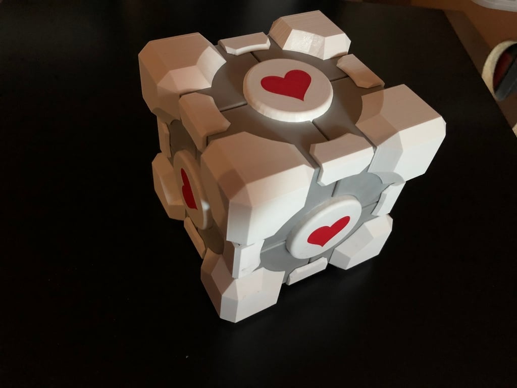 Miniatura 2 do modelo 3D Companion Cube - Box