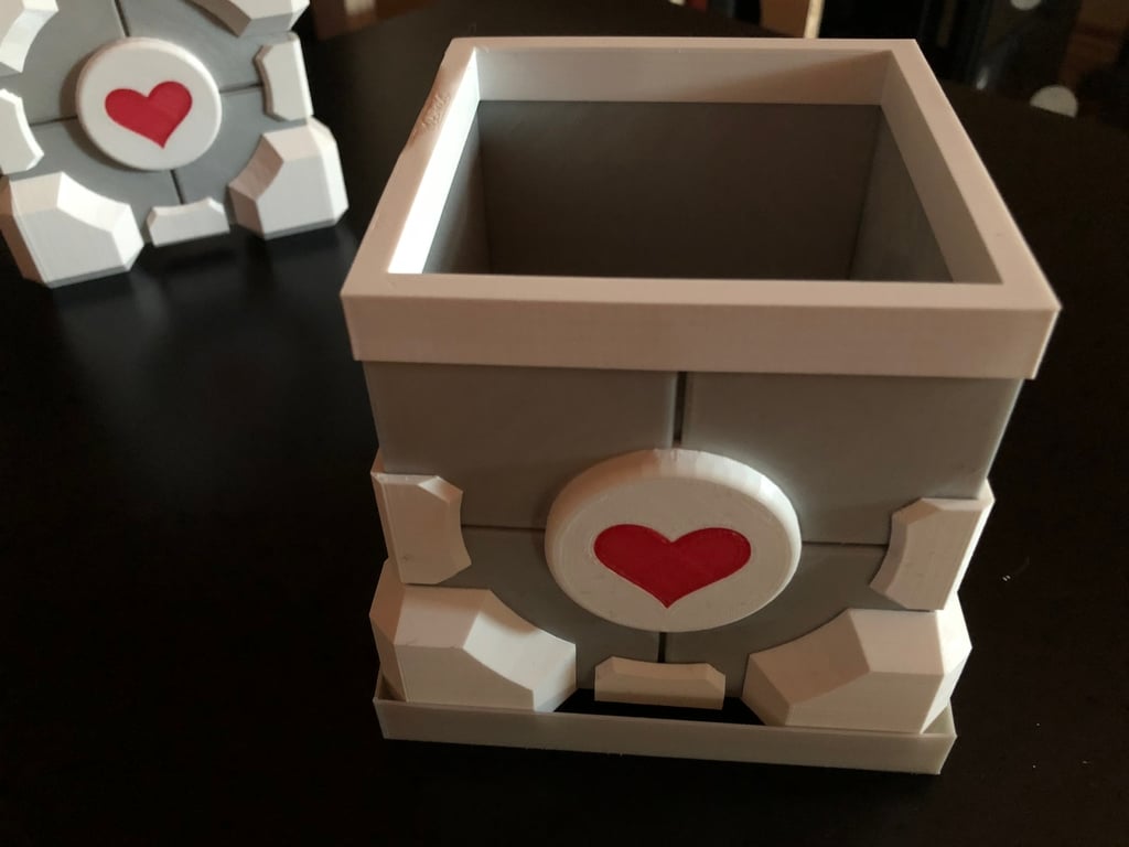 Miniatura 12 do modelo 3D Companion Cube - Box