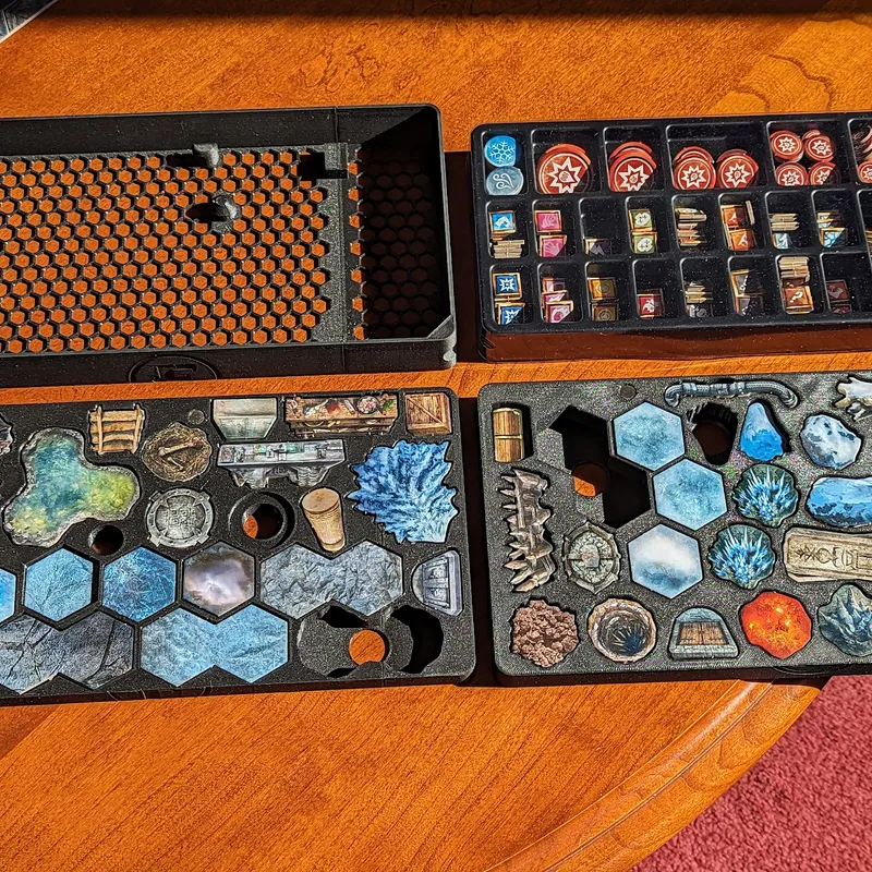 STL file Gloomhaven Overlay tiles organizer 🎲・3D print design to  download・Cults