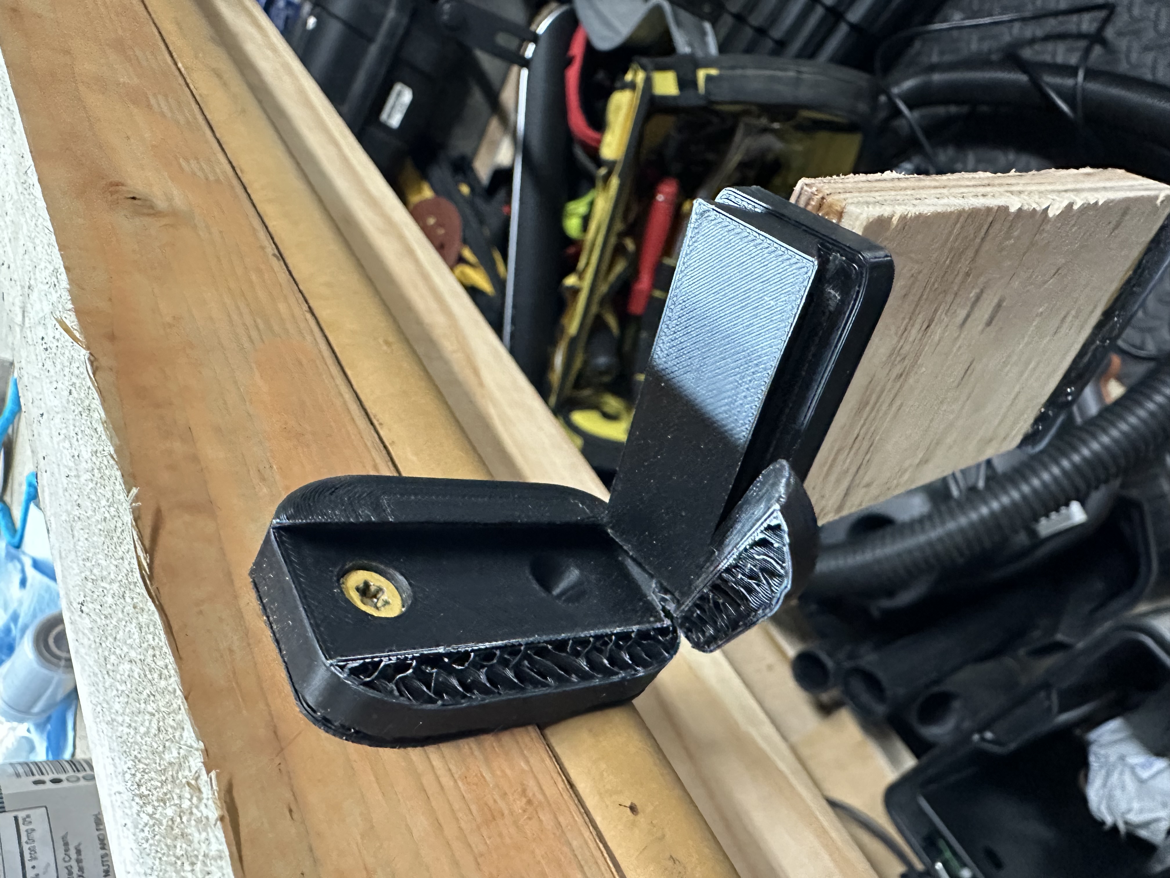 Removeable Wall Bracket (20+ lb. working load) — thumbnail 5