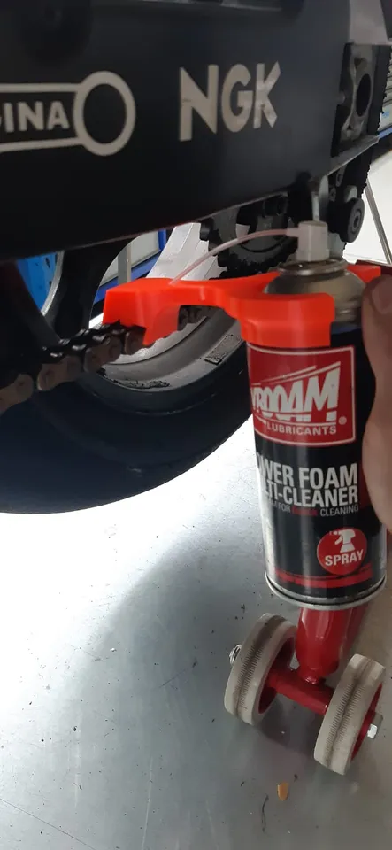 3MF file Chain Cleaner Motorcycle Chain Cleaner 🏍️・3D print