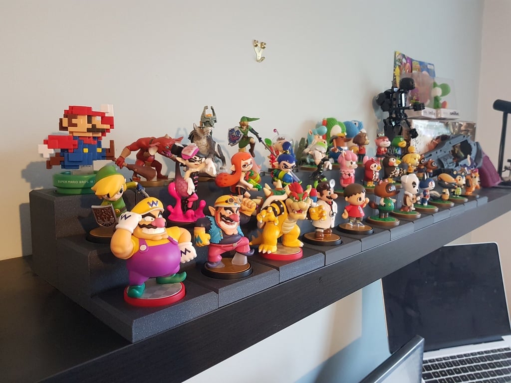 Nintendo Amiibo Stands. Tiered