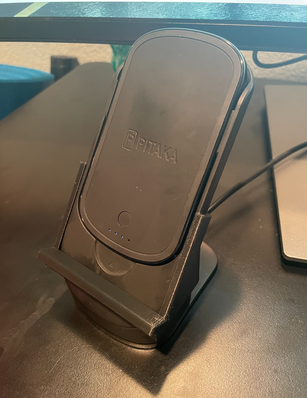 Pitaka Qi Charger Adapter