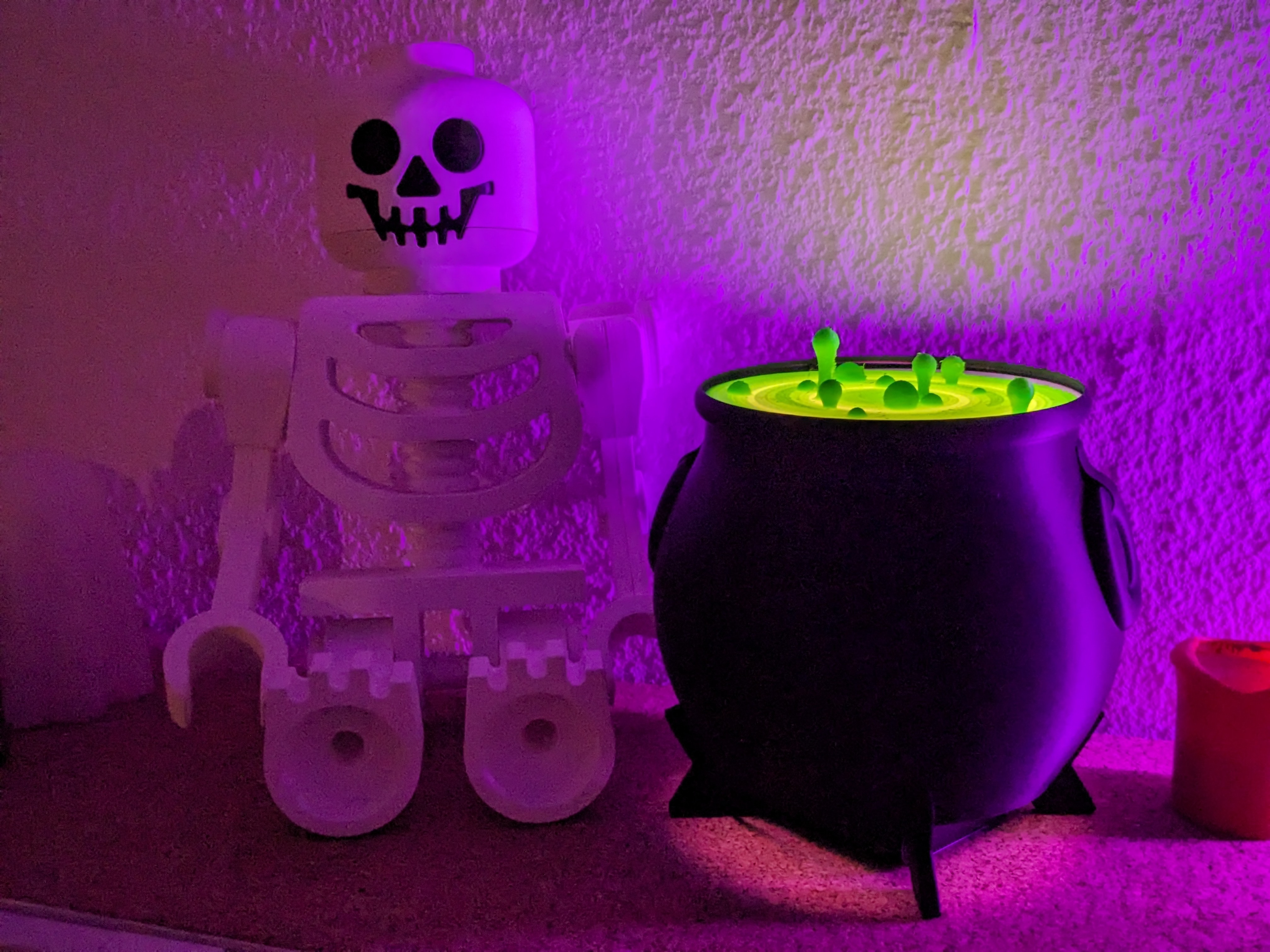 LED Smart Cauldron Lamp