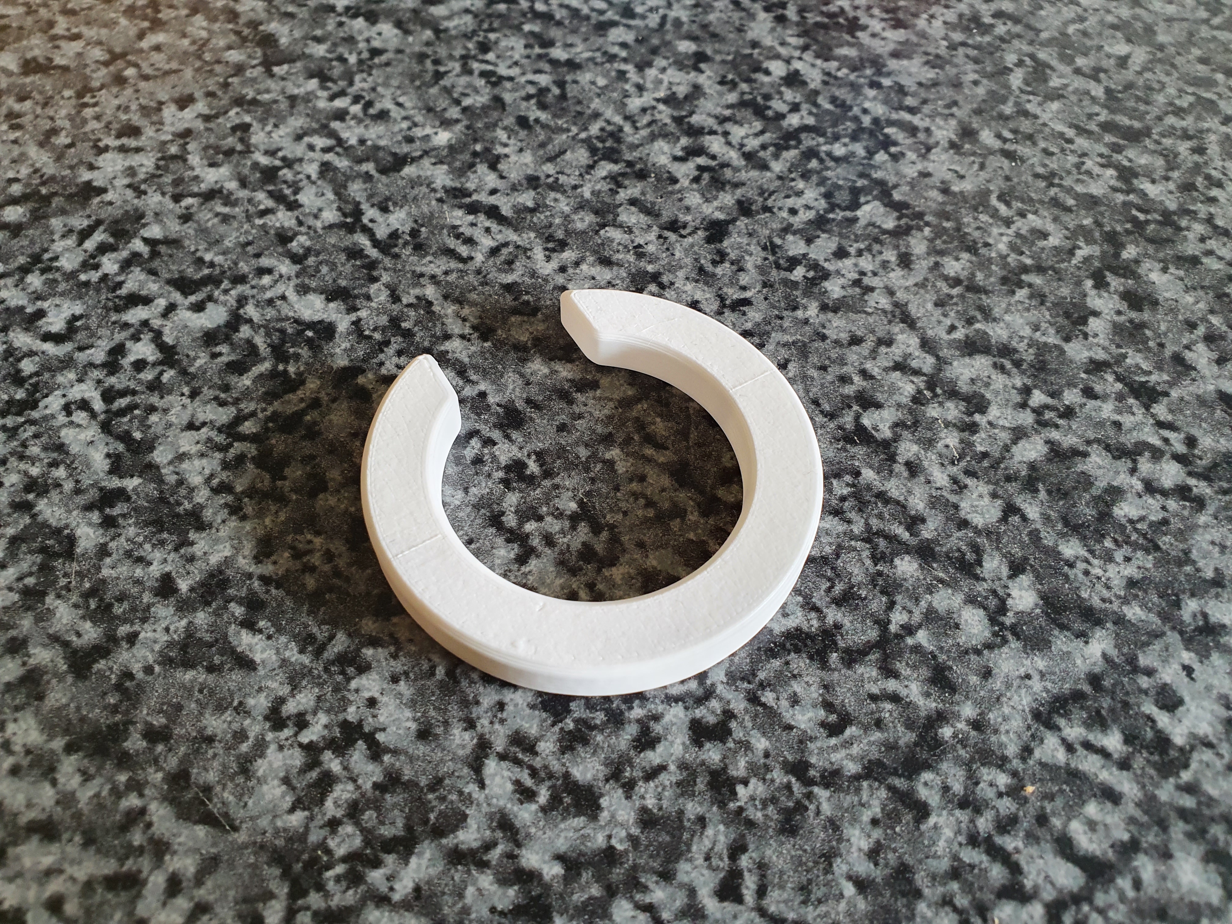 Can Stacker with room for ring pull