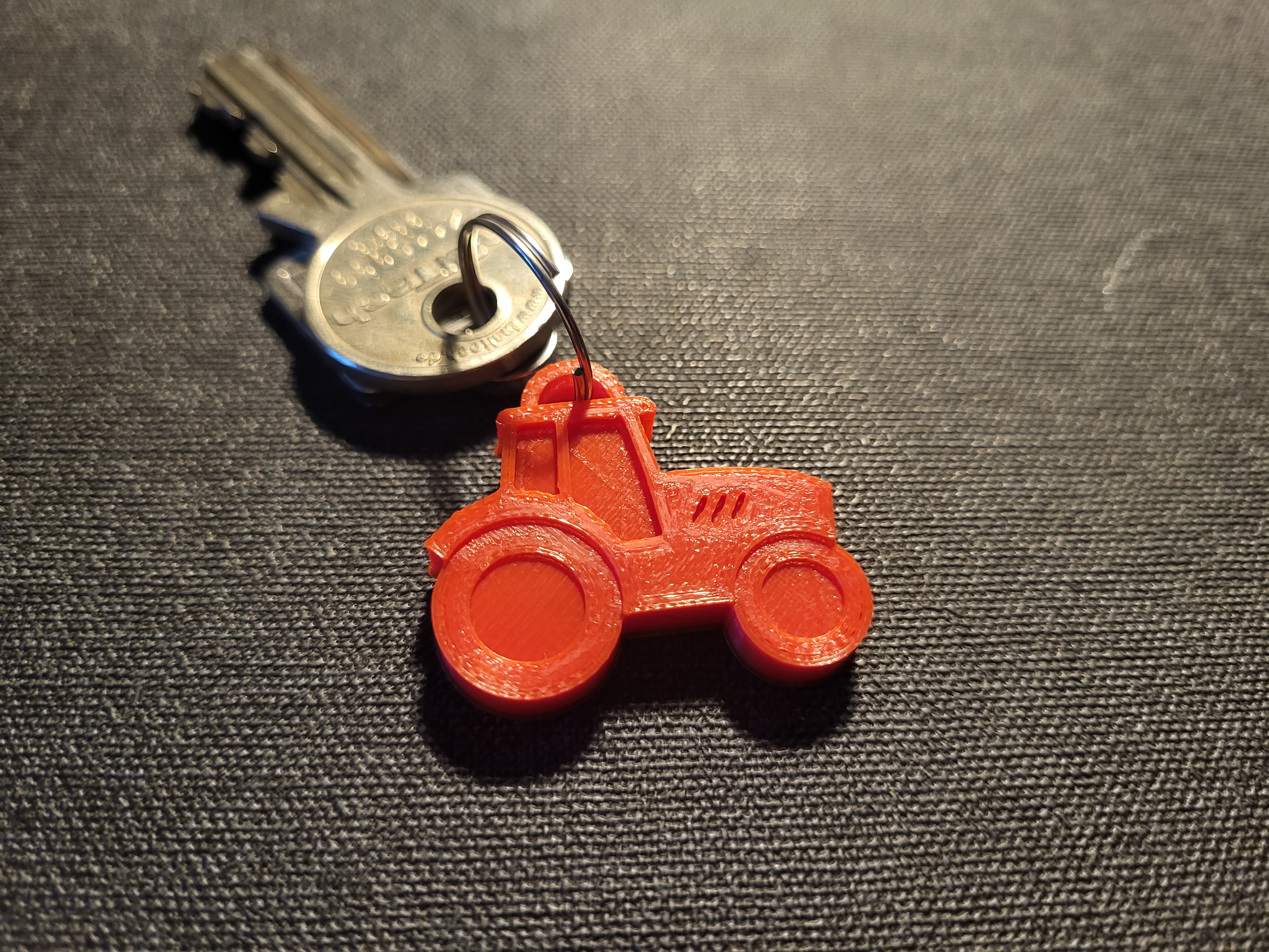 Schüsselanhänger Trecker (Keychain tractor)