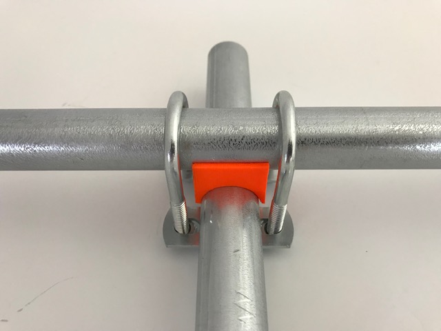 Minimal Makerpipe Cross-over Clamp for EMT Pipe