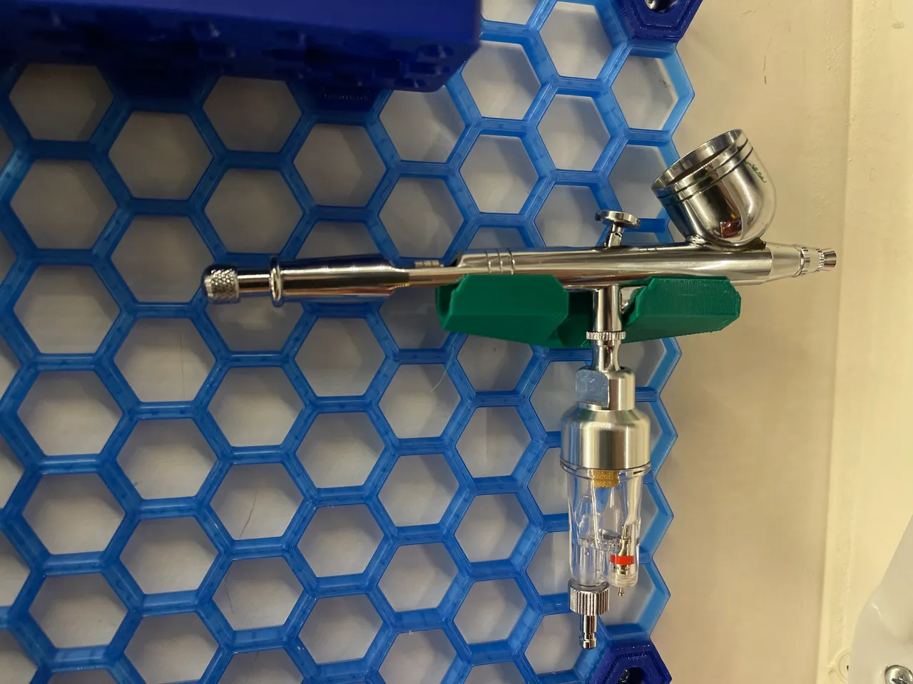 Honeycomb Storage Wall Airbrush Holder / Mount by skarfacegc, Download  free STL model