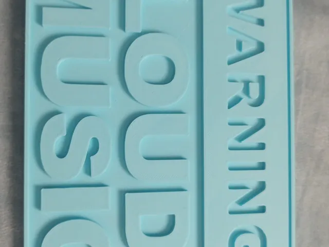 hangable loud music sign