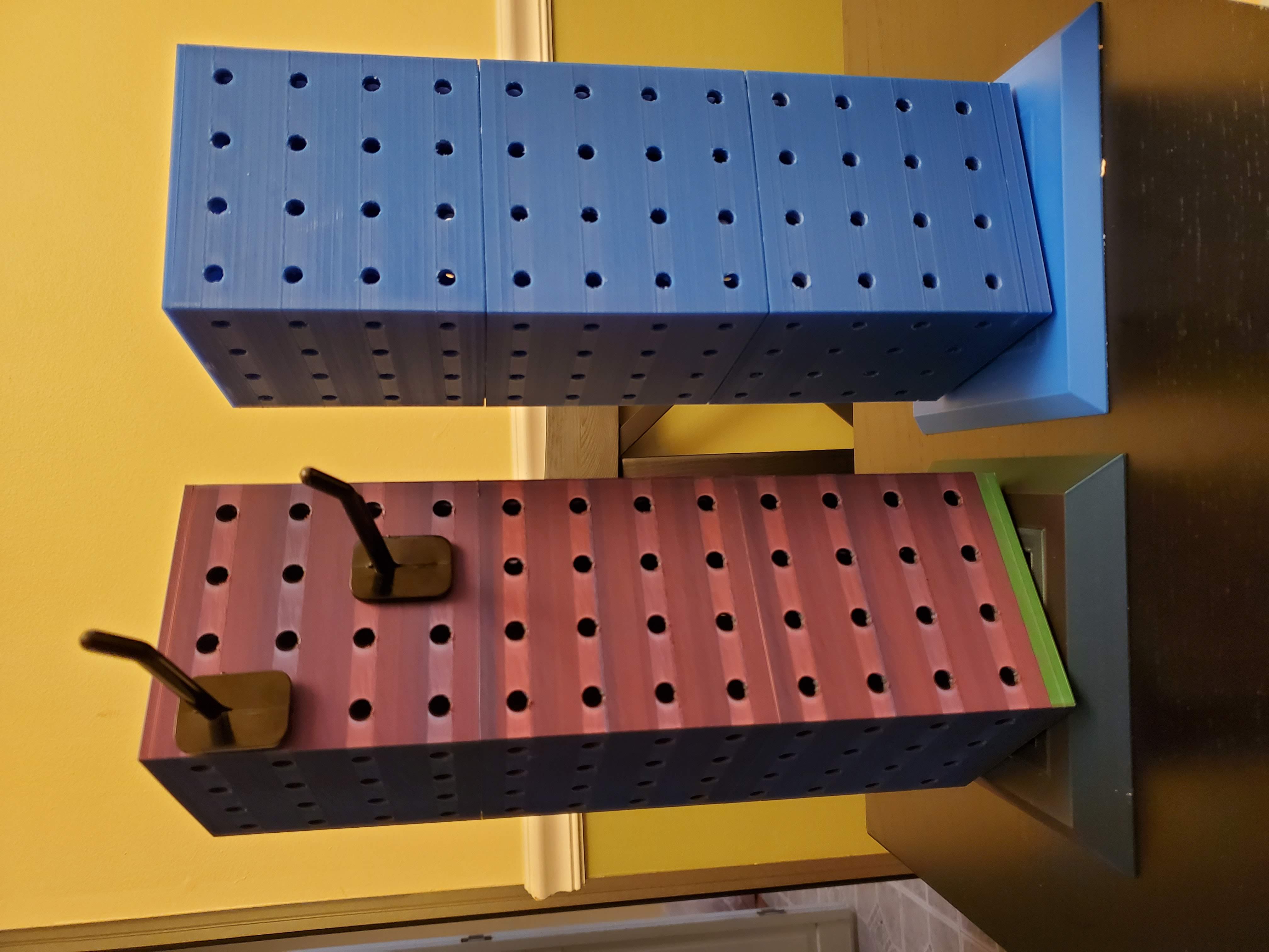 Pegboard Display Tower with Lazy Susan by Corpulent Download free STL