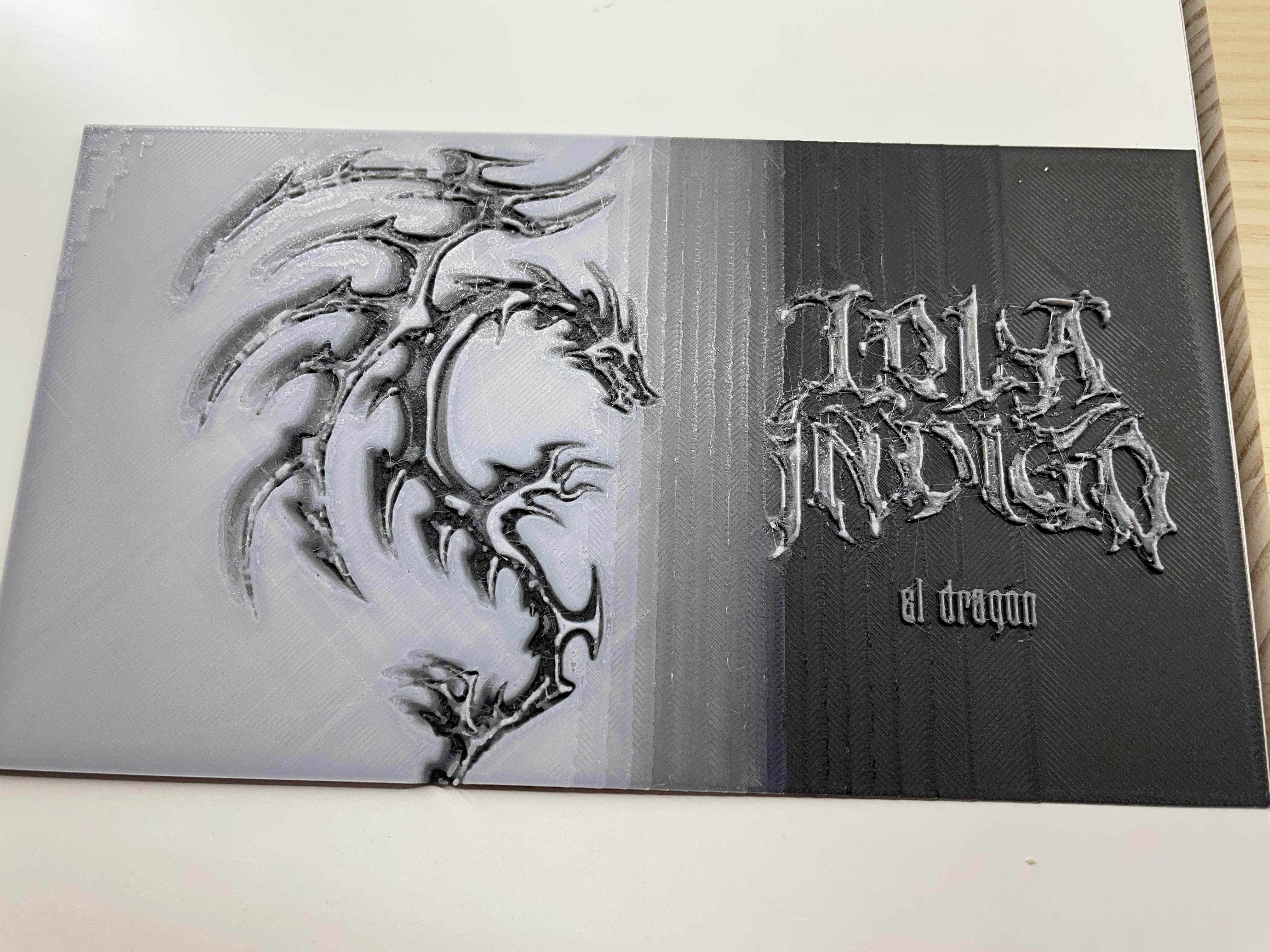 Logo Dragon Lola Indigo