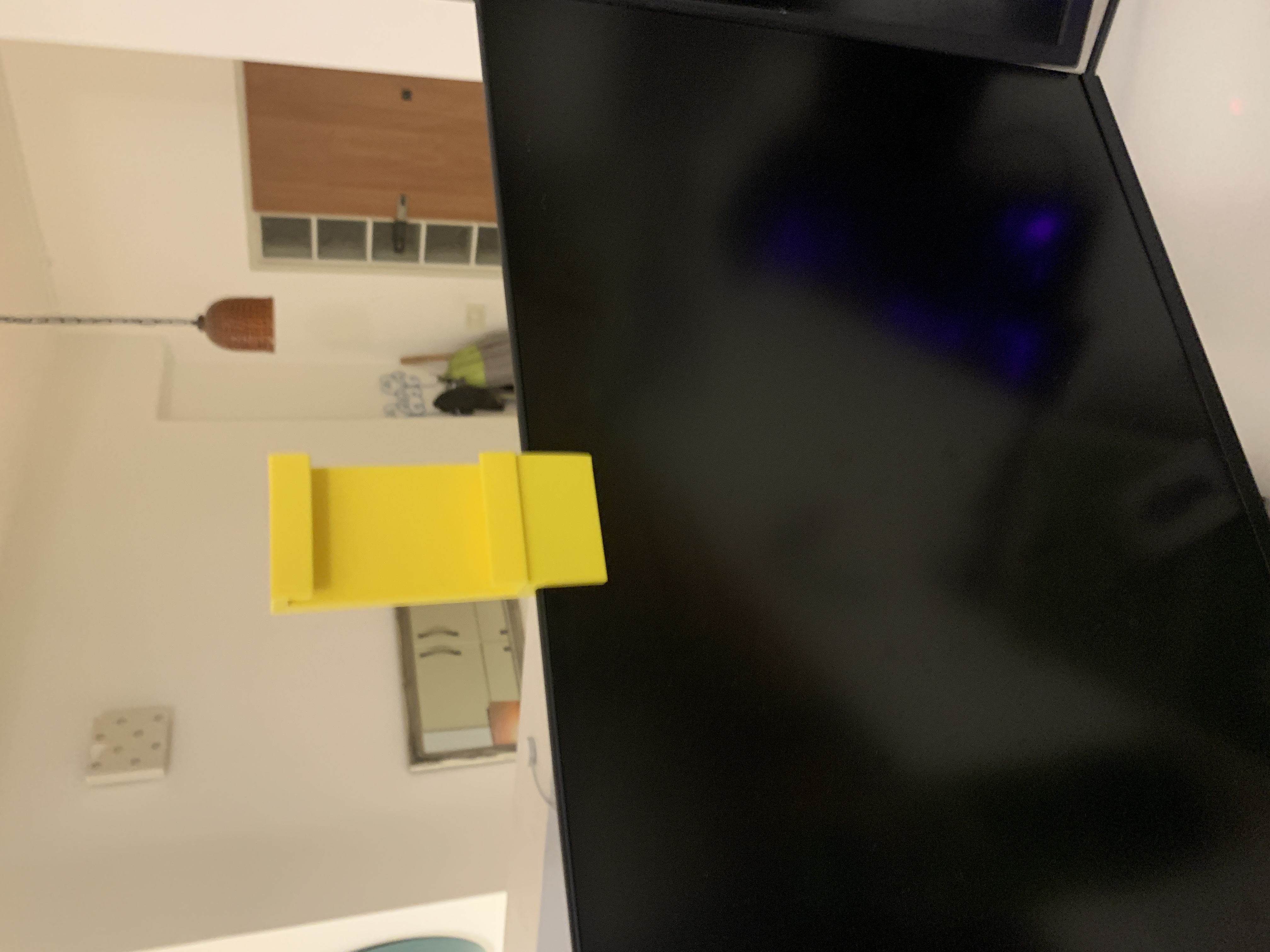 iphone XR webcam stand