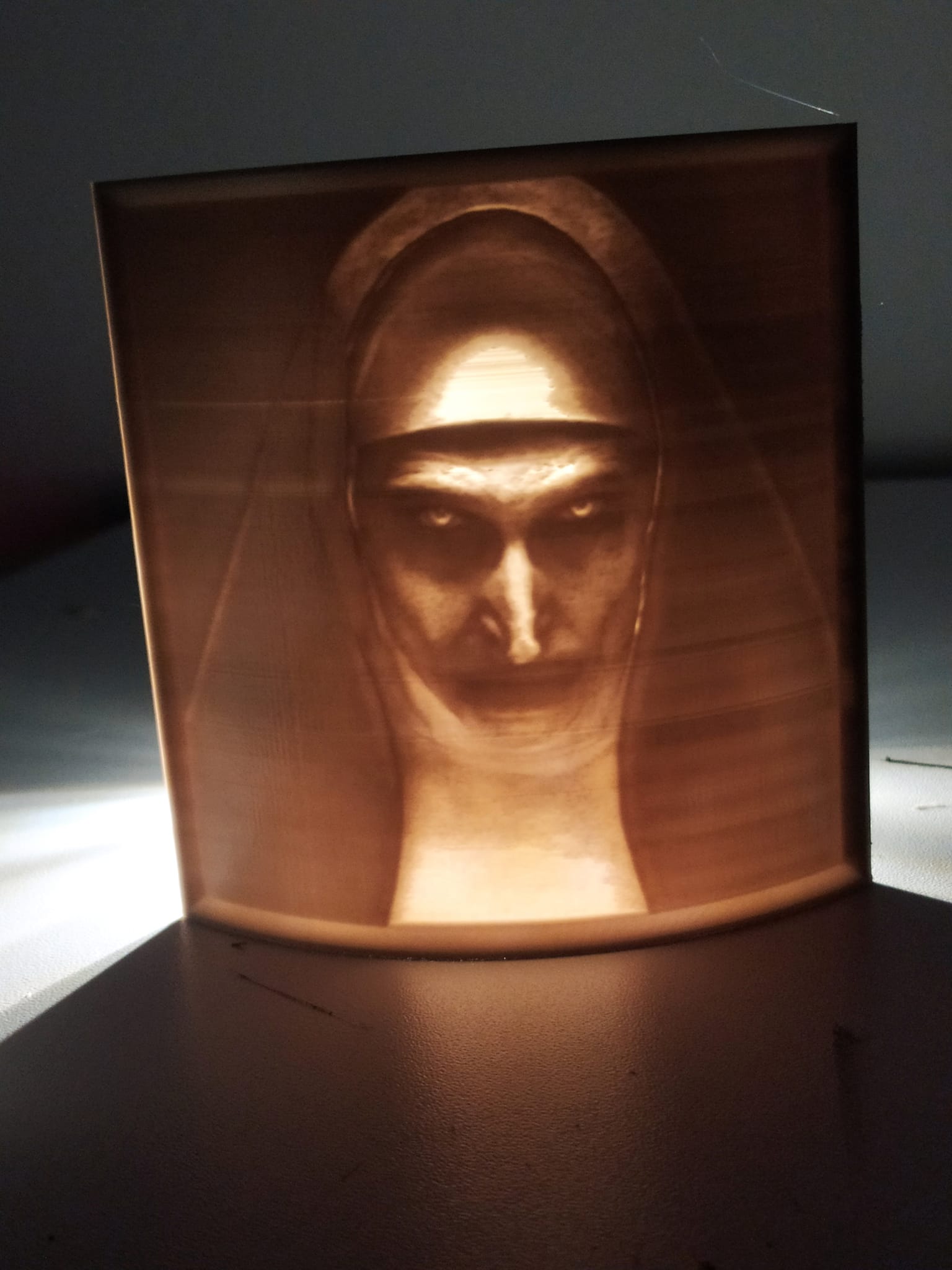 NUN lithophane