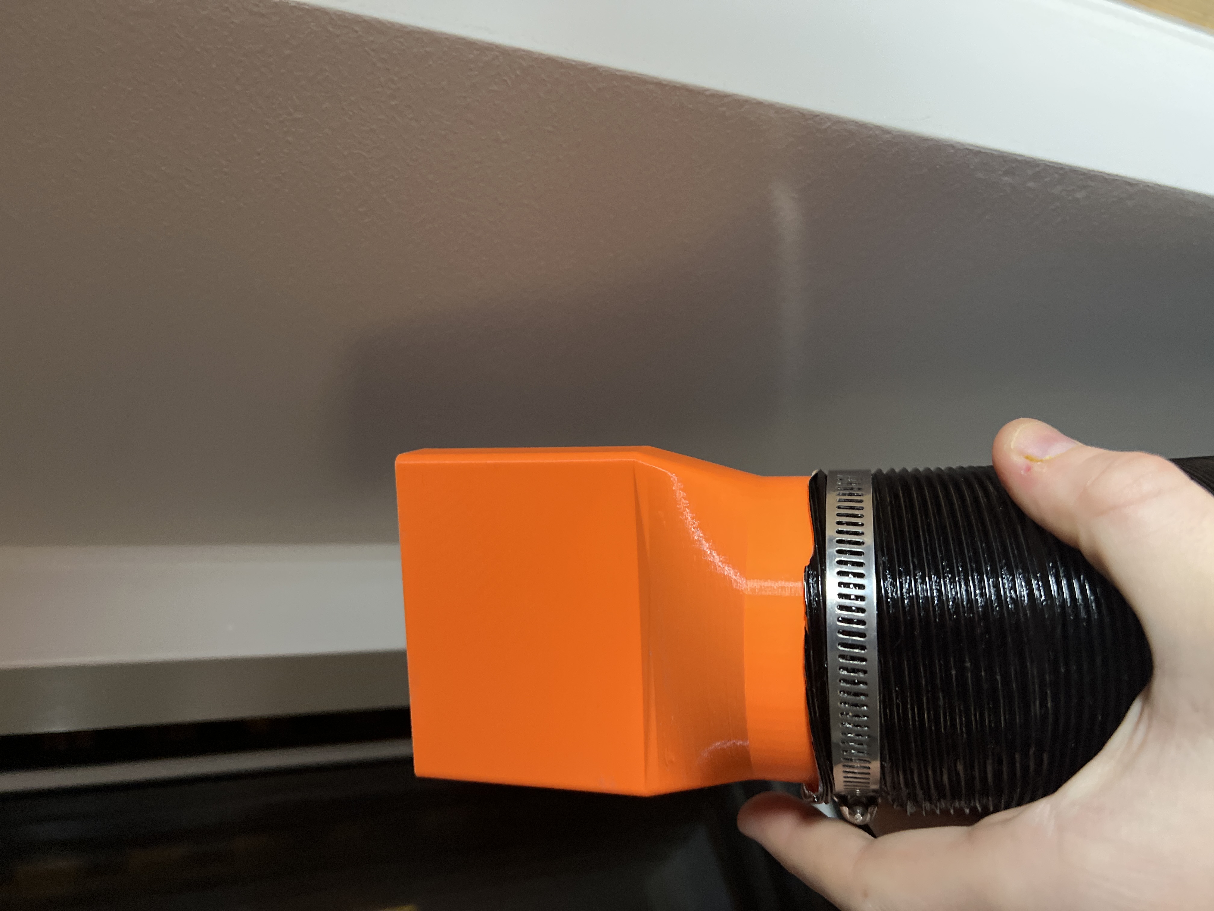 75mm Duct to Window Exhaust