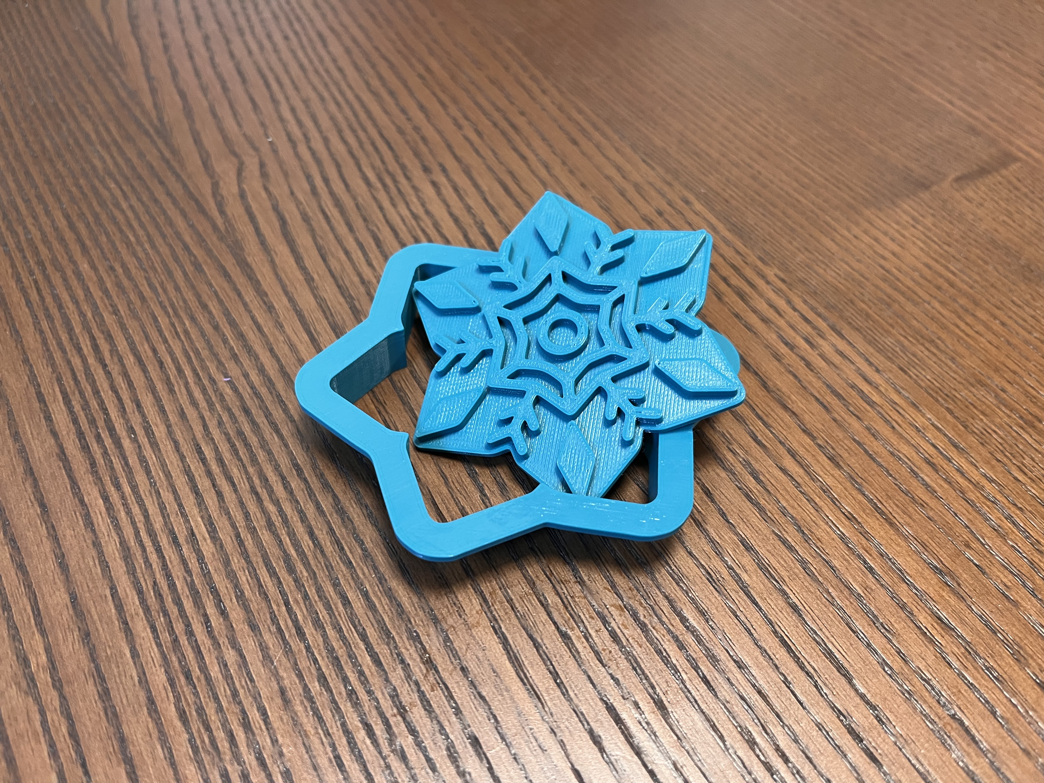 Miniatura 3 do modelo 3D Snowflake Cookie Cutter + Stamp Set