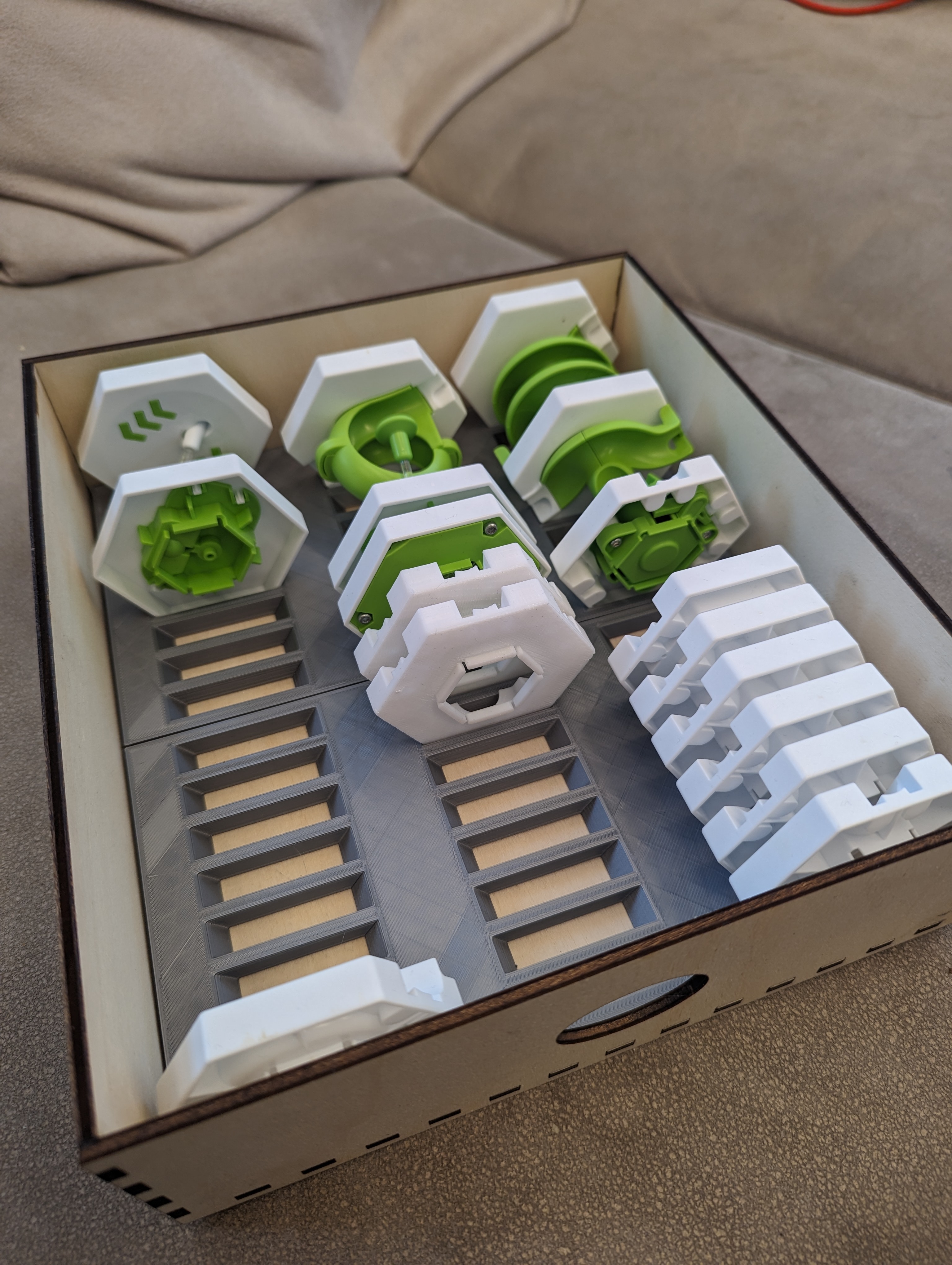 Organizer for Gravitrax elements