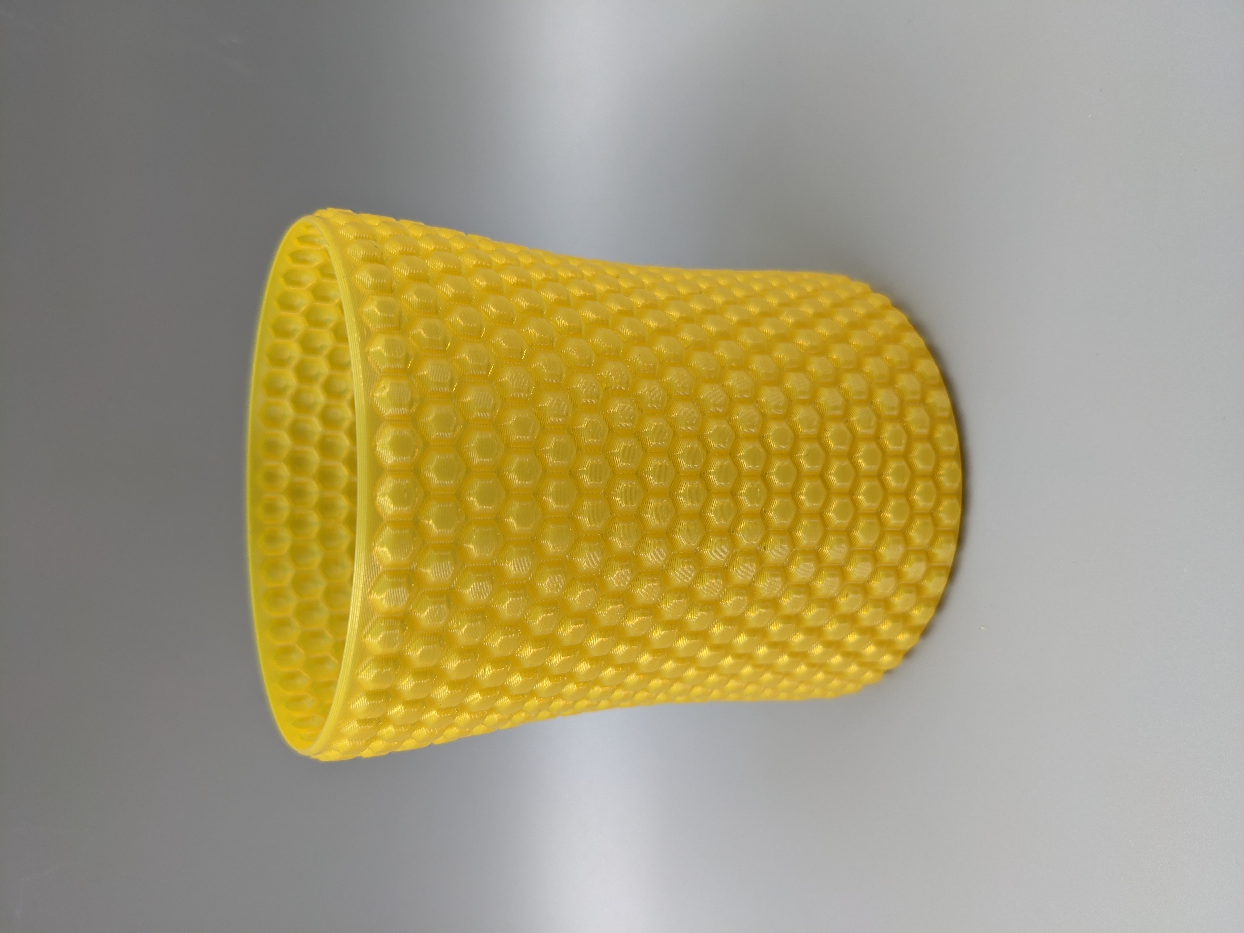 Bestagon Vase — miniatura 2