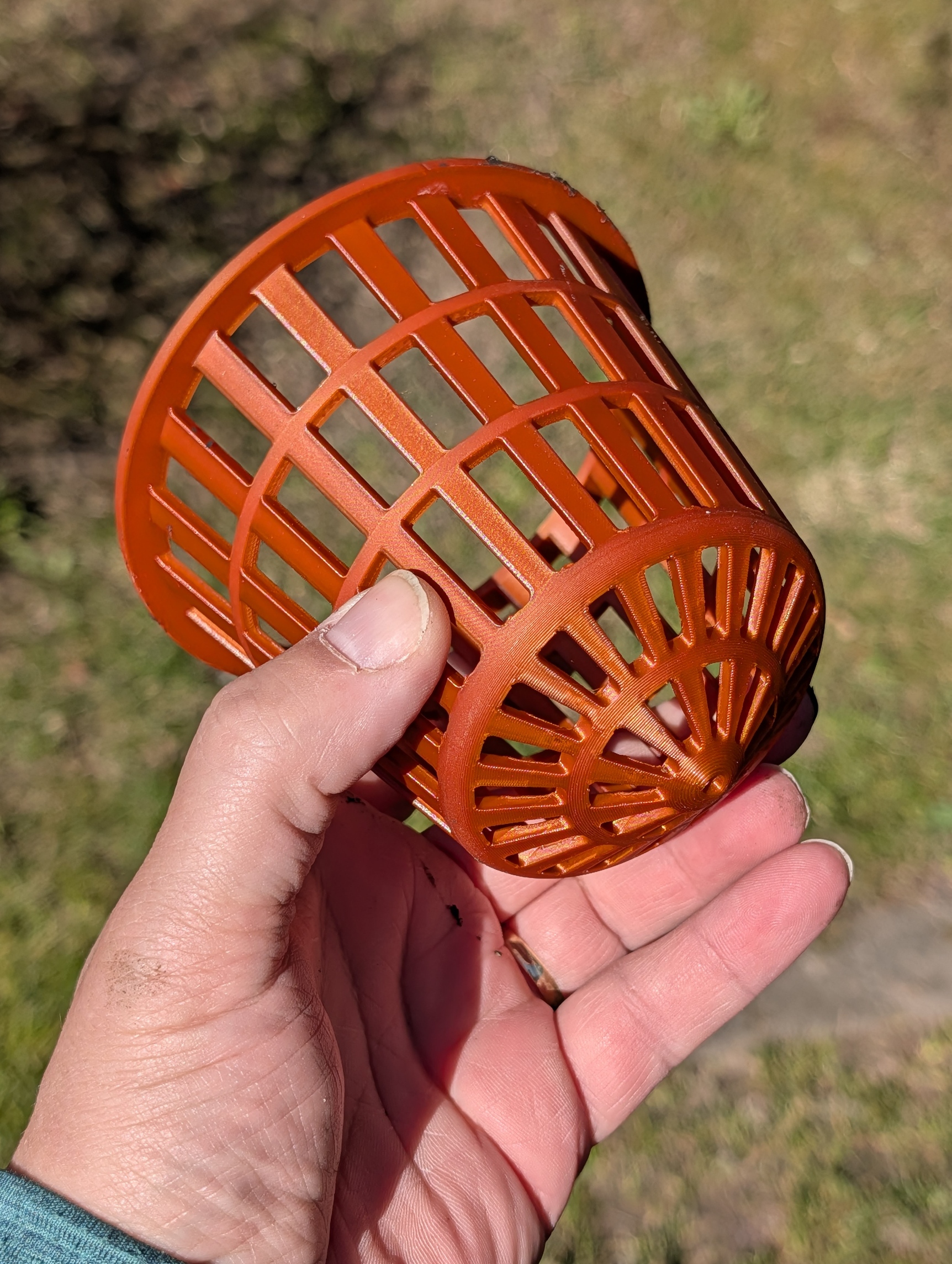 Basket for gutter drain - no supports