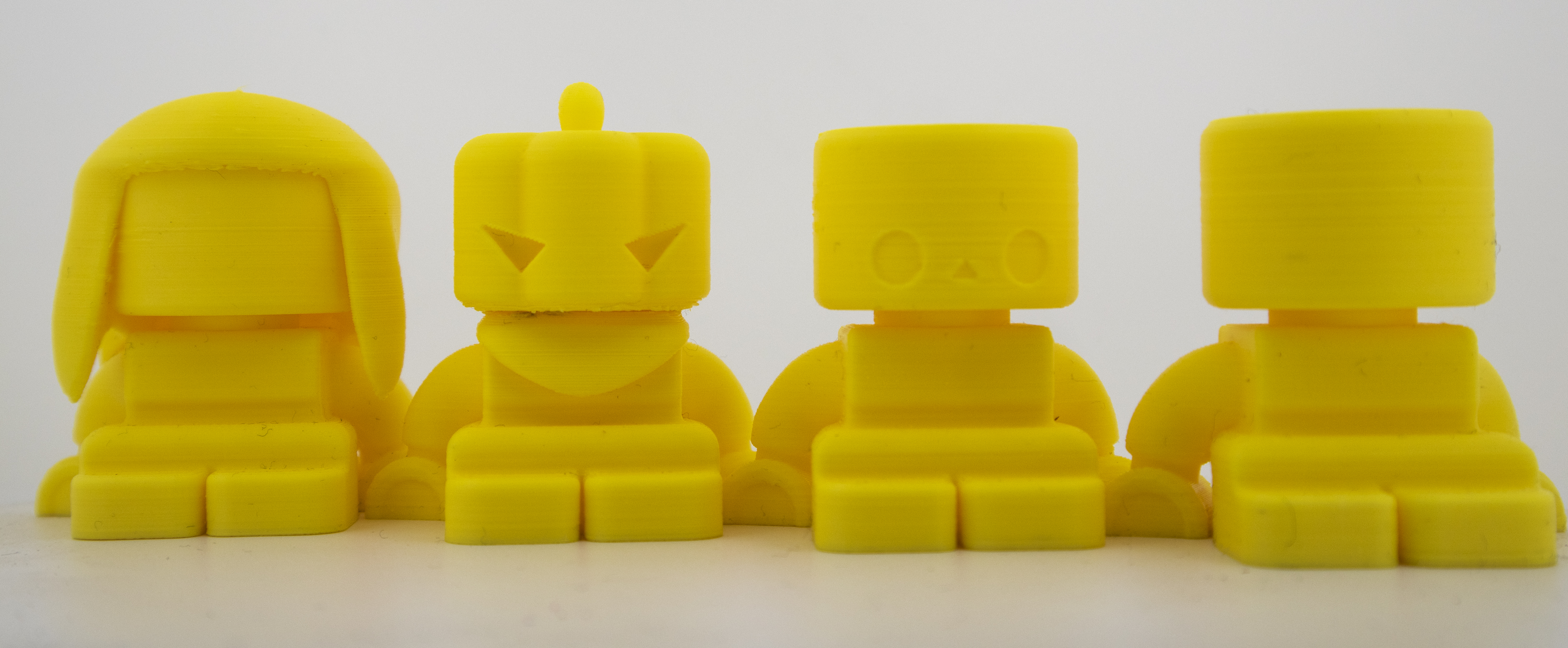Sitting Minis: minifigures for Halloween!