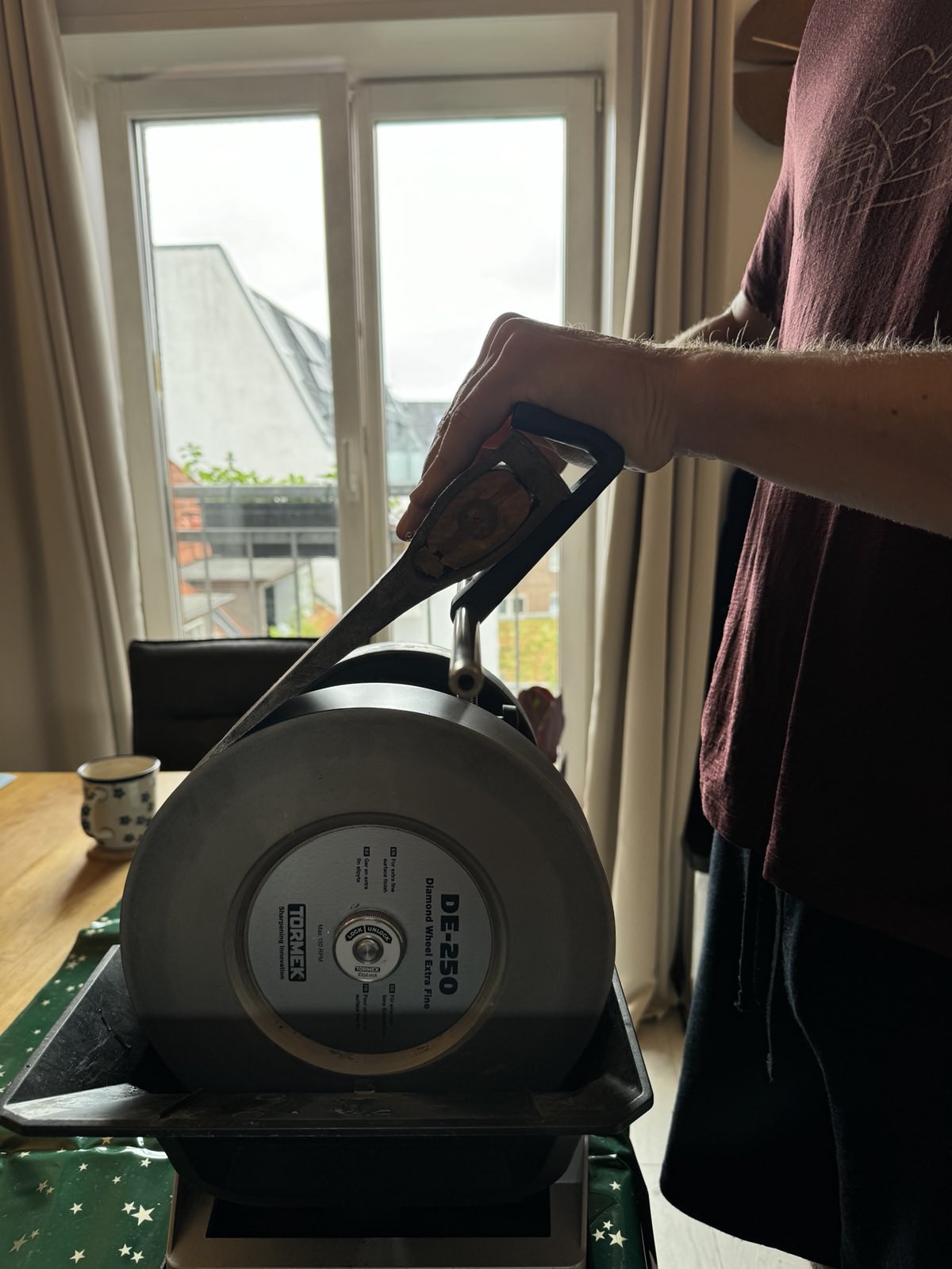 Axe Sharepening Jig for big axes on Tormek