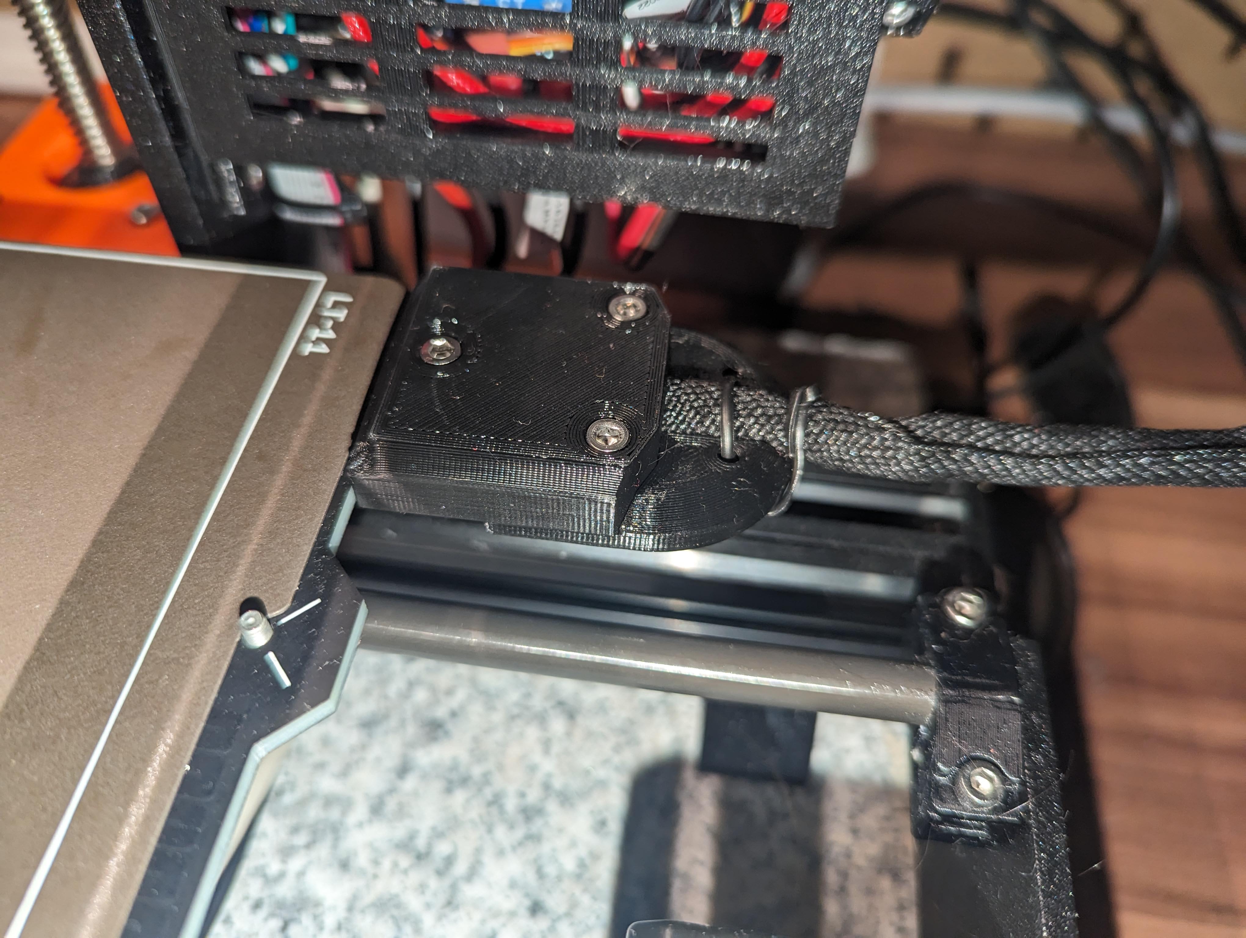 Prusa MK3 / MK3S / MK3S+ / MK3.5 / MK3.9 Heatbed Cable Cover with more interior room and cable support