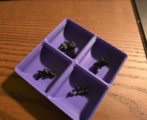 Gridfinity 2x2 Magnetic Screw Tray