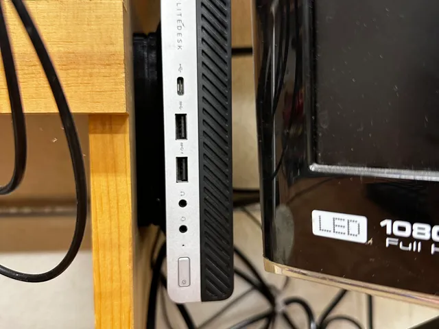 VESA wall mount for micro PCs
