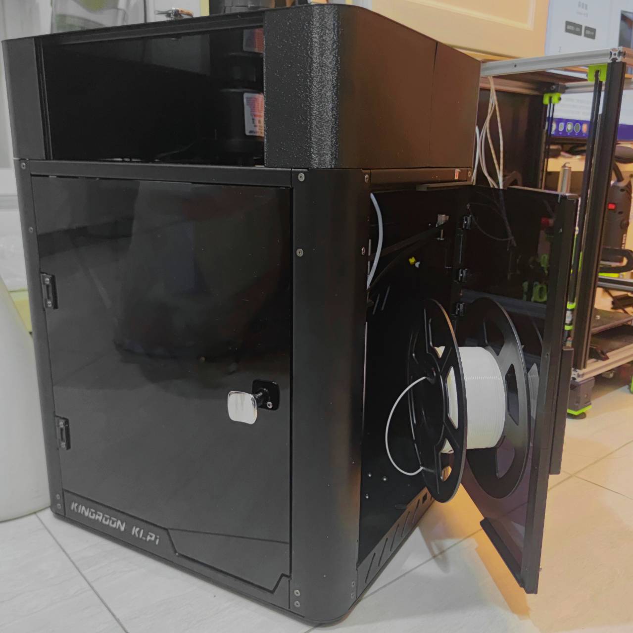Kingroon KLP1 Side Panel Magnet Door (Spool Holder)