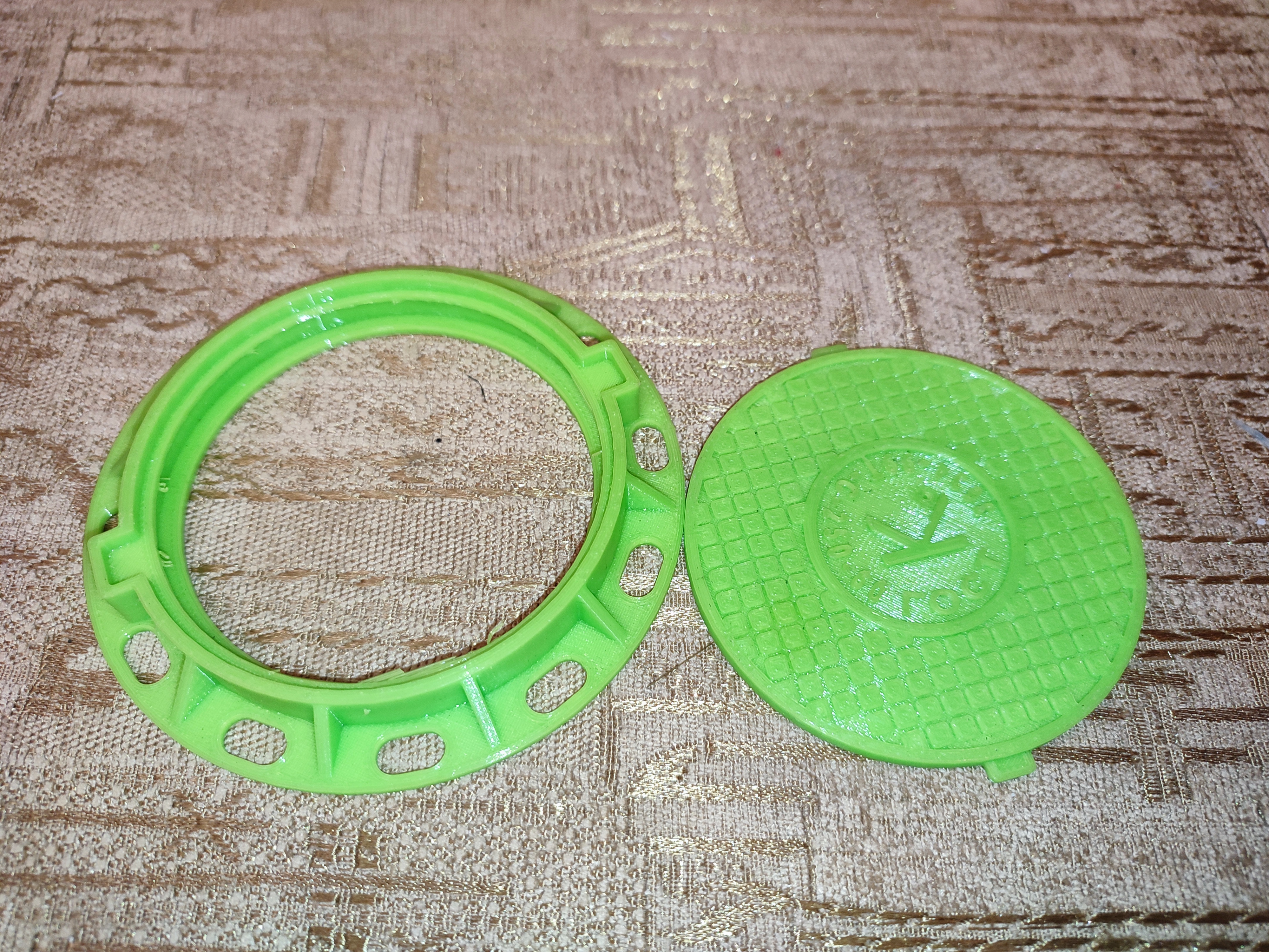 Russian manhole cover  with Frame