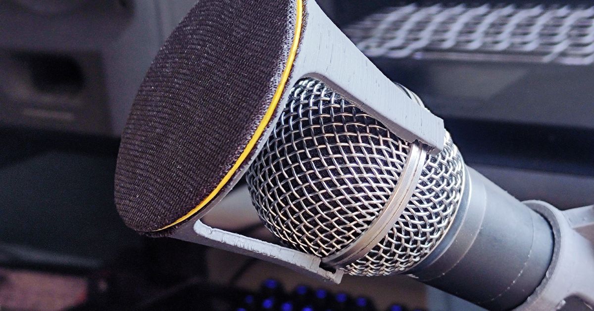 Small Microphone Pop Filter / Screen / Shield (Shure SM58 style Mic