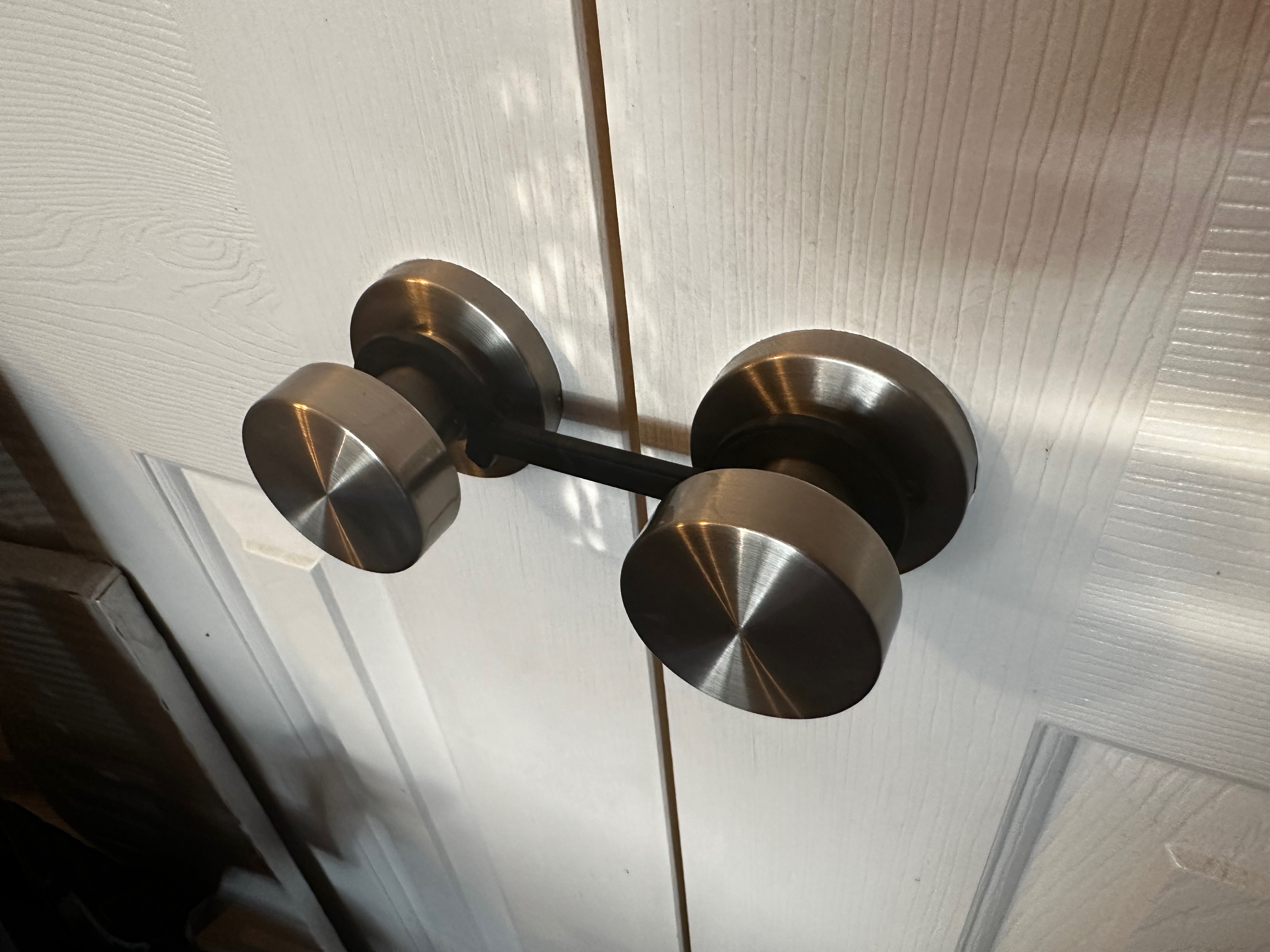 Door knob shackles