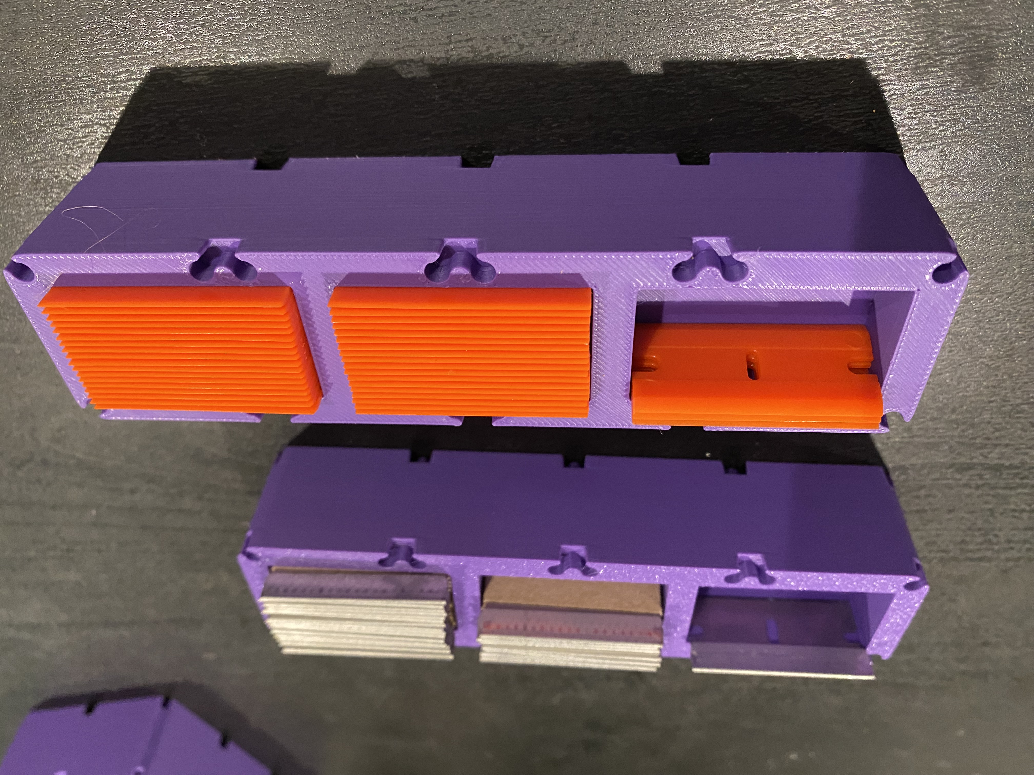 Plastic/Razor Blade holder for Jorge's MMSS