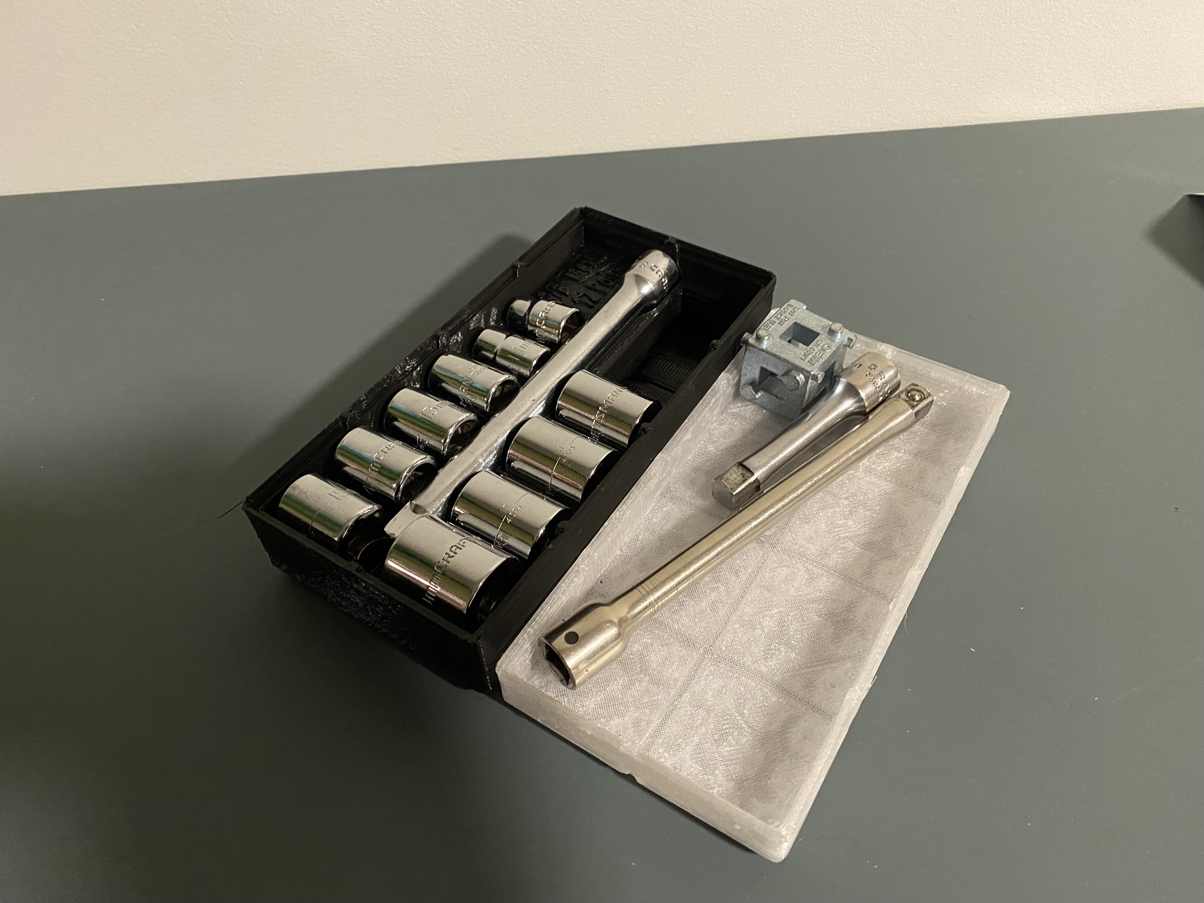Miniatura 2 do modelo 3D Stackable Gridfinity Toolbox Organizers