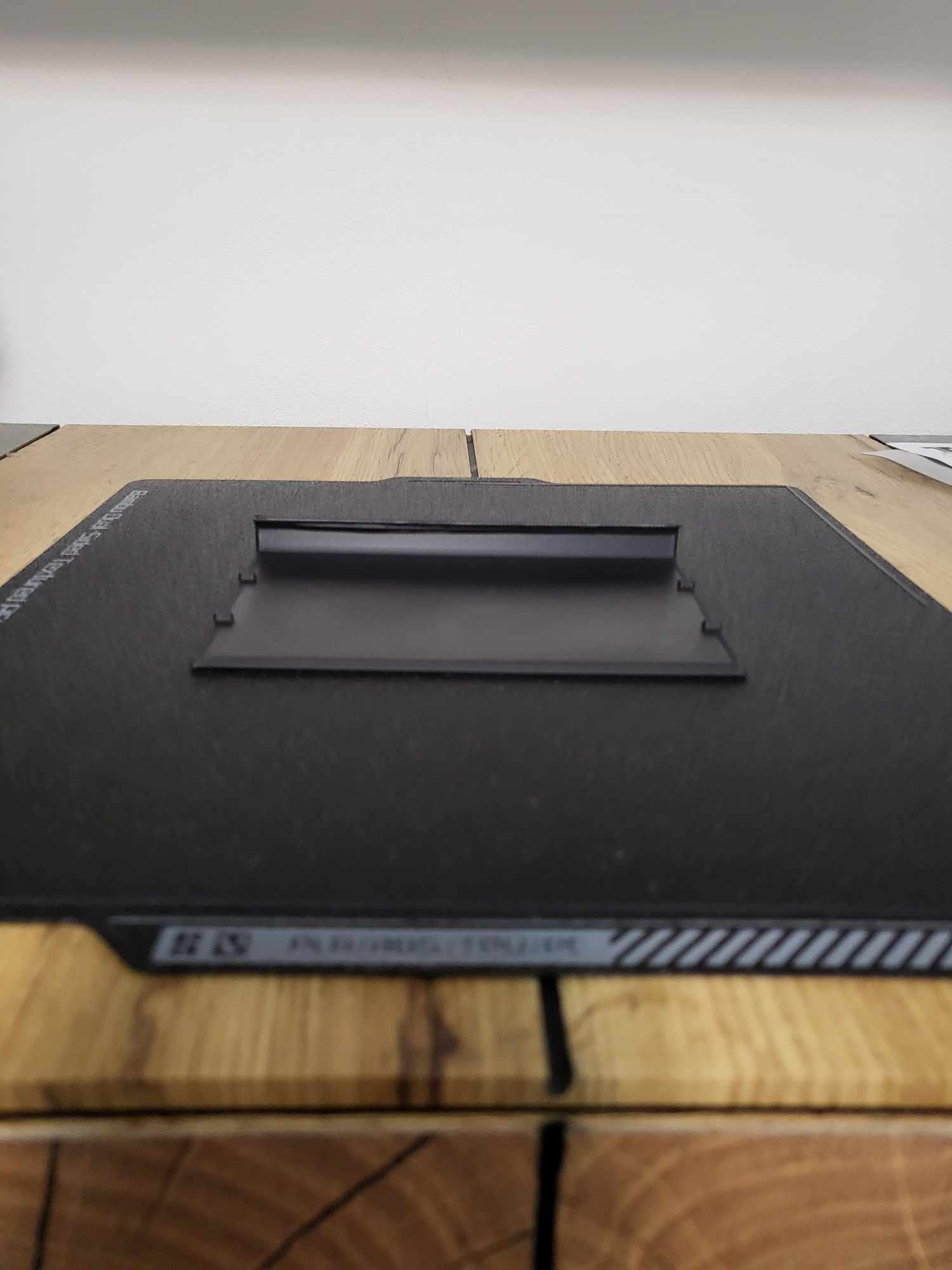 Display cover for Bambu Lab X1C by Gampi | Download free STL model ...