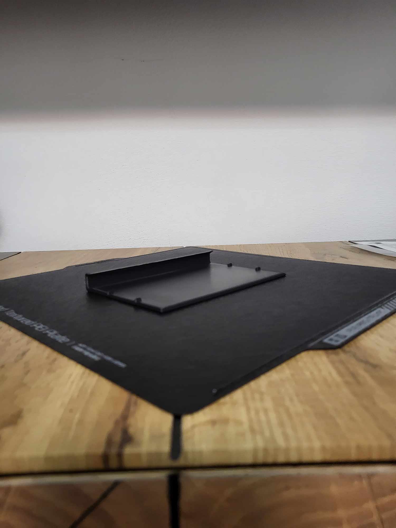 Display cover for Bambu Lab X1C by Gampi | Download free STL model ...
