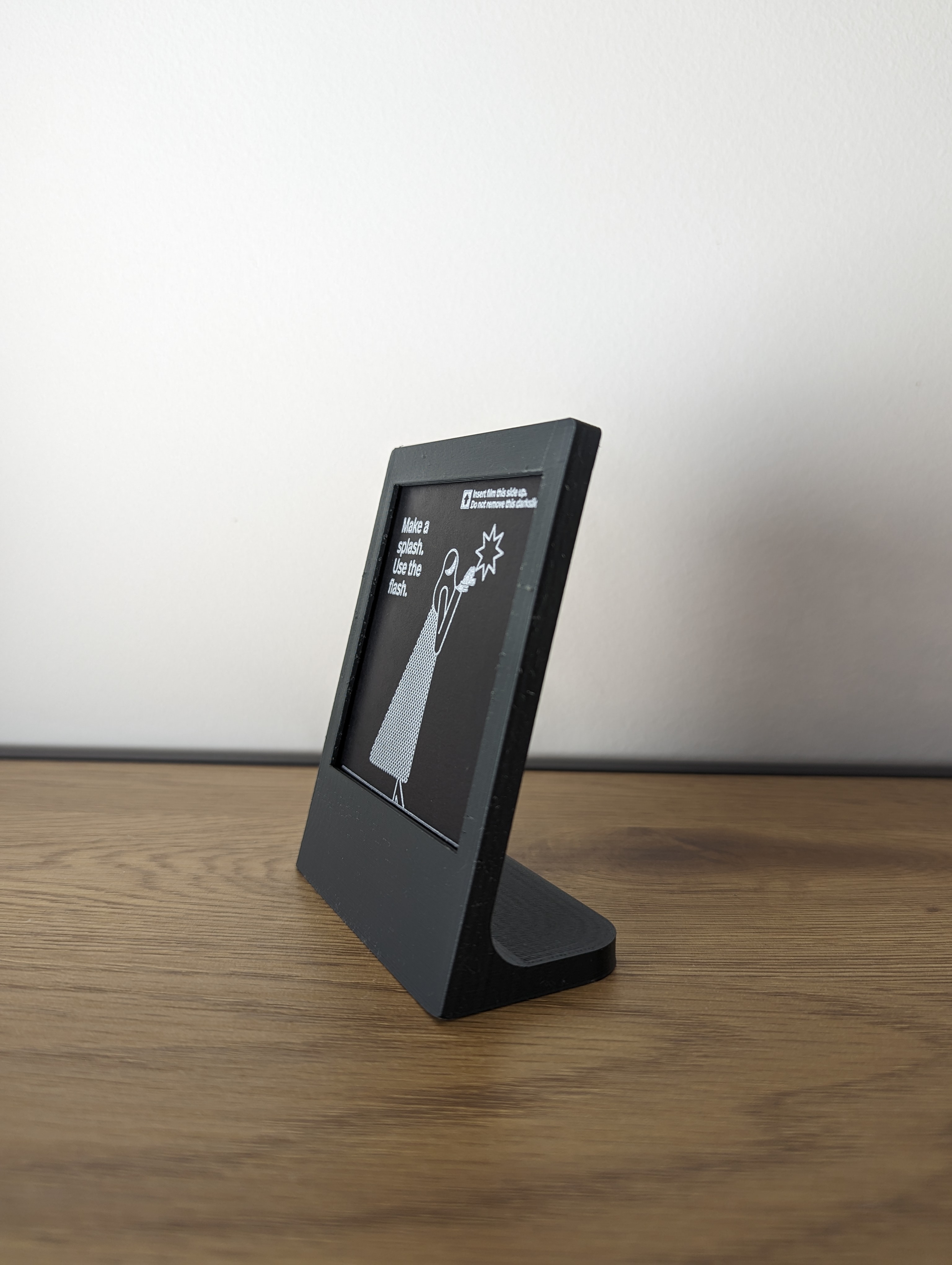 Polaroid picture holder by PCrnjak Download free STL model
