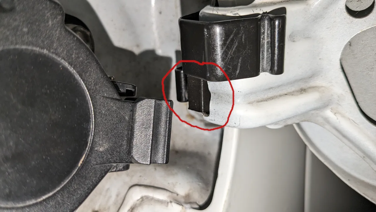 Spring support for charging socket cover by Audris Vītoliņš | Download ...