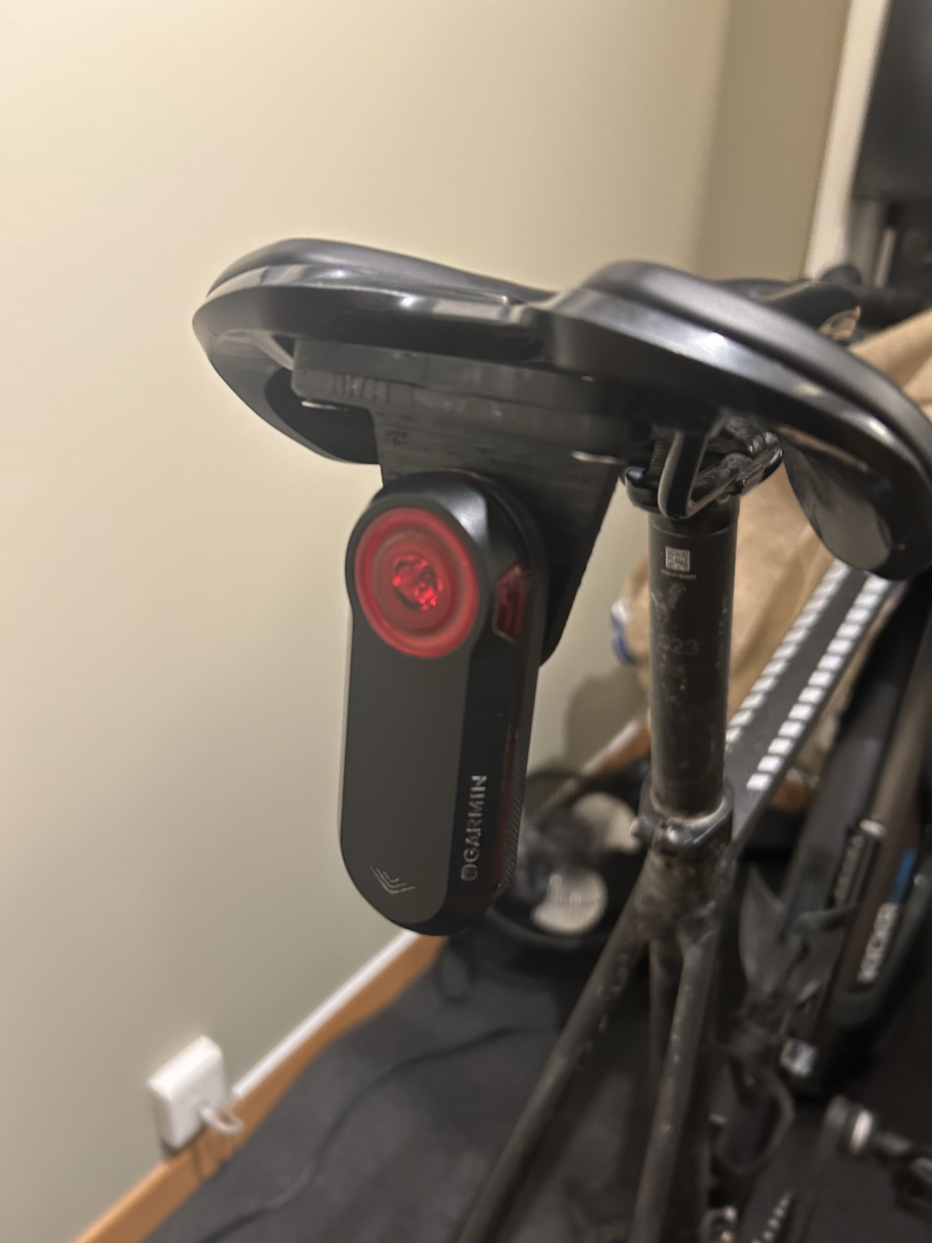 Garmin Varia mount w/ Airtag for Specialized saddles