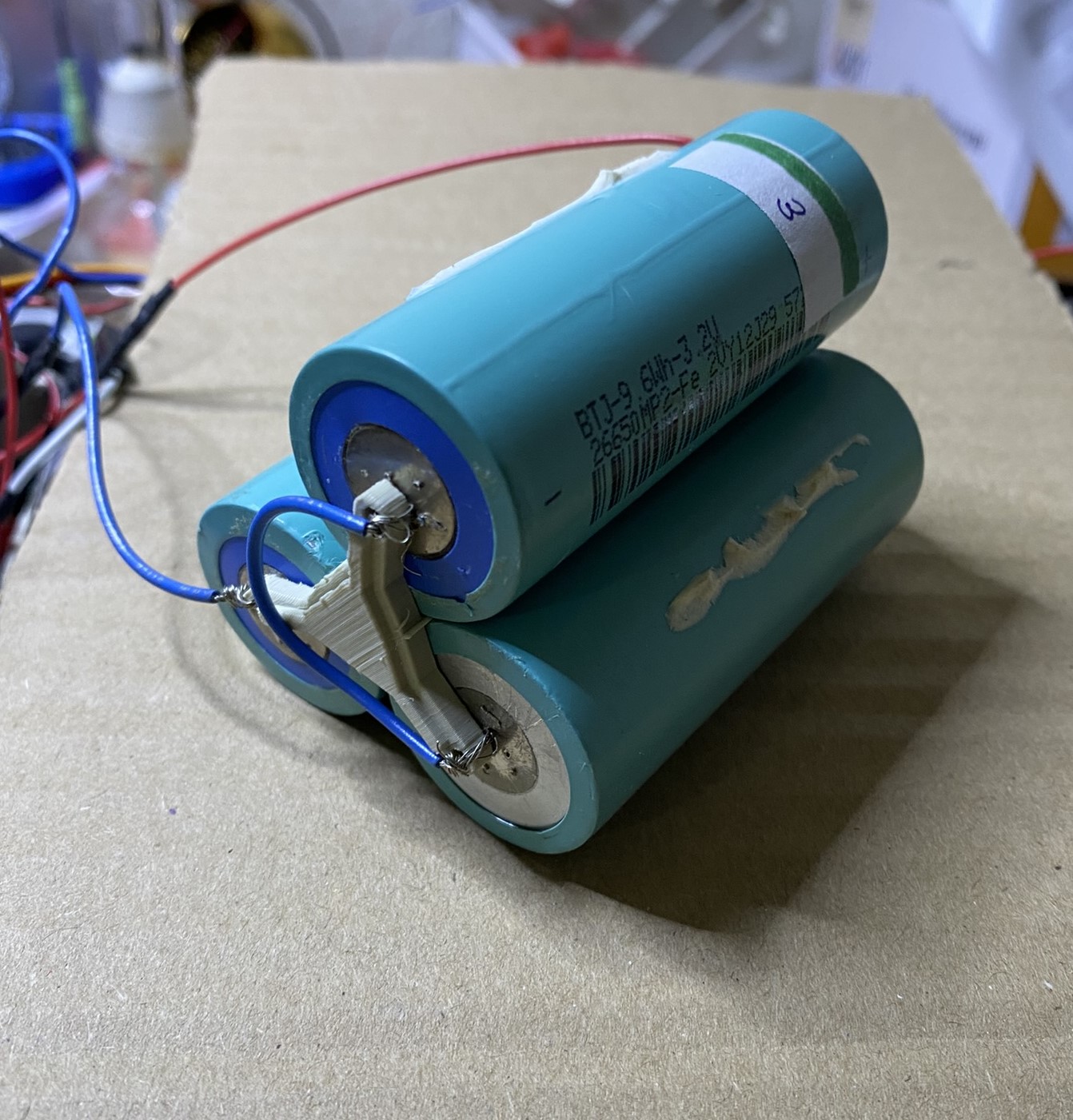 Battery holder 3X26650