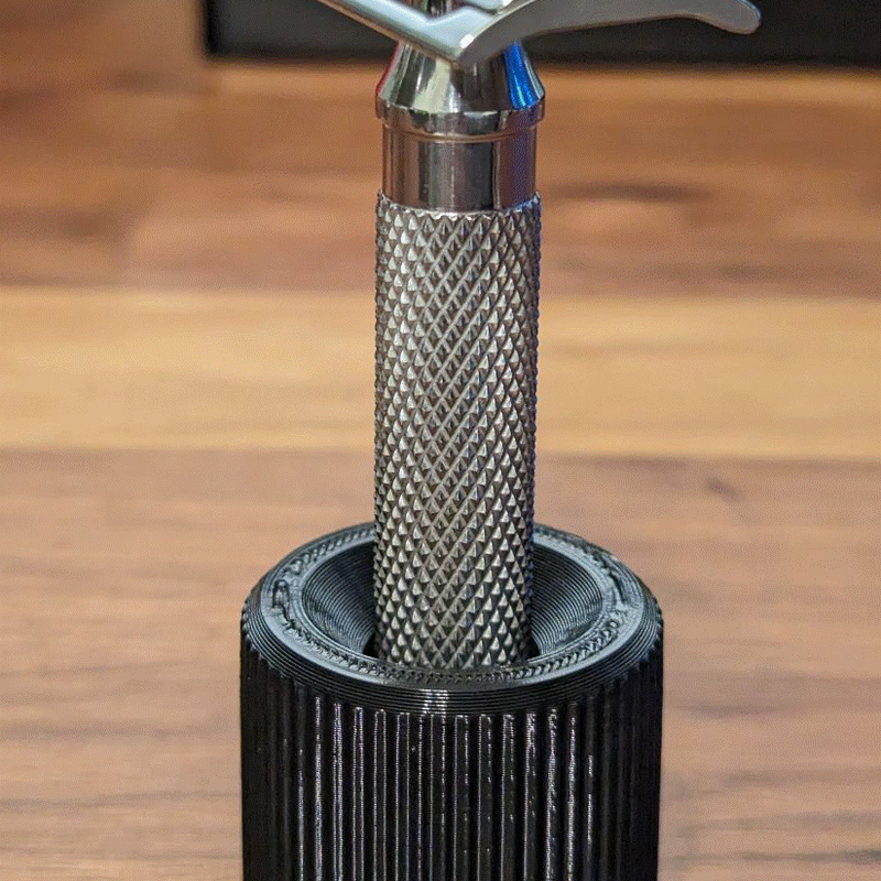 RazoRock Mamba 70 Safety Razor + HD Handle Stand by Kenny