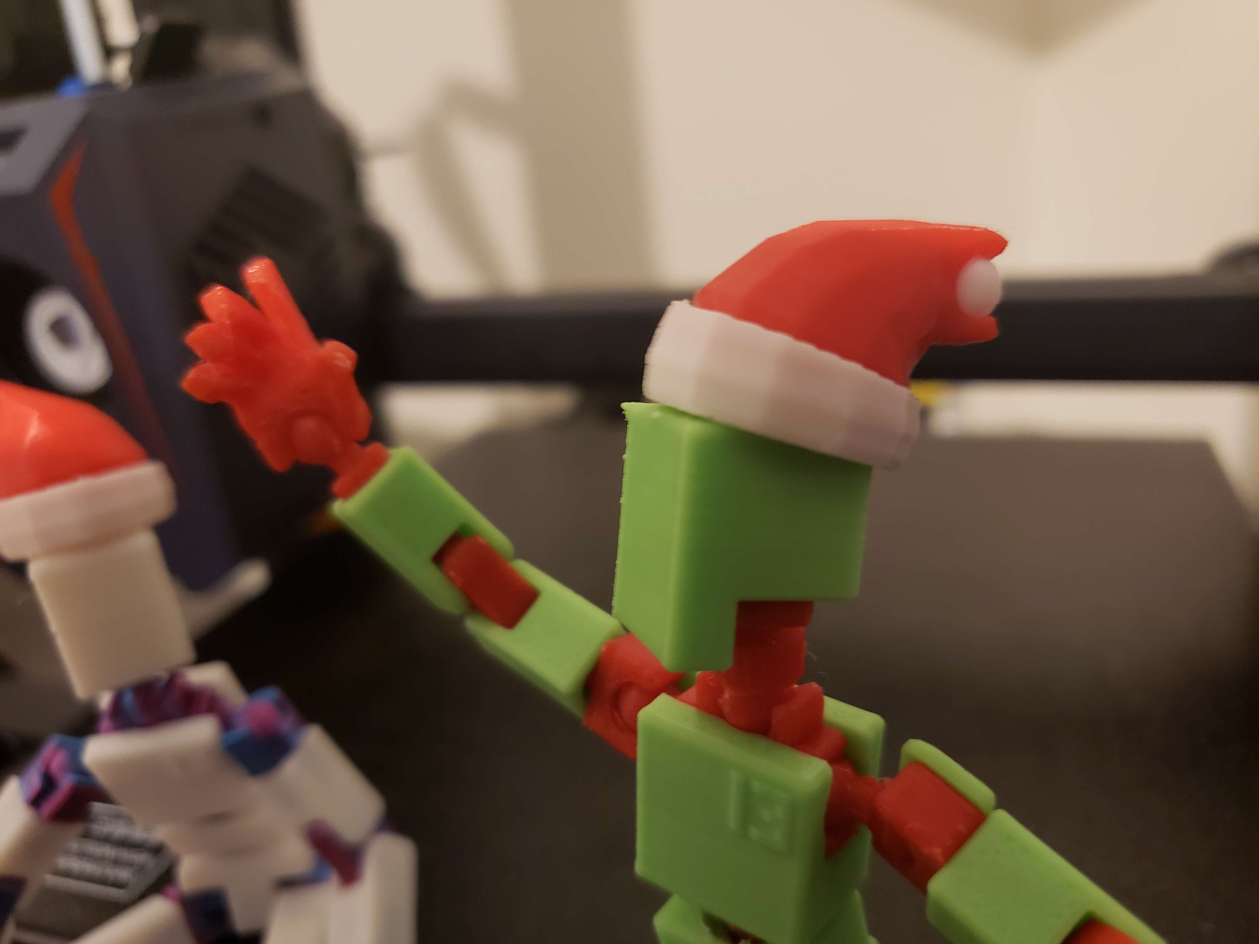 Easy 13 - Santa Hat