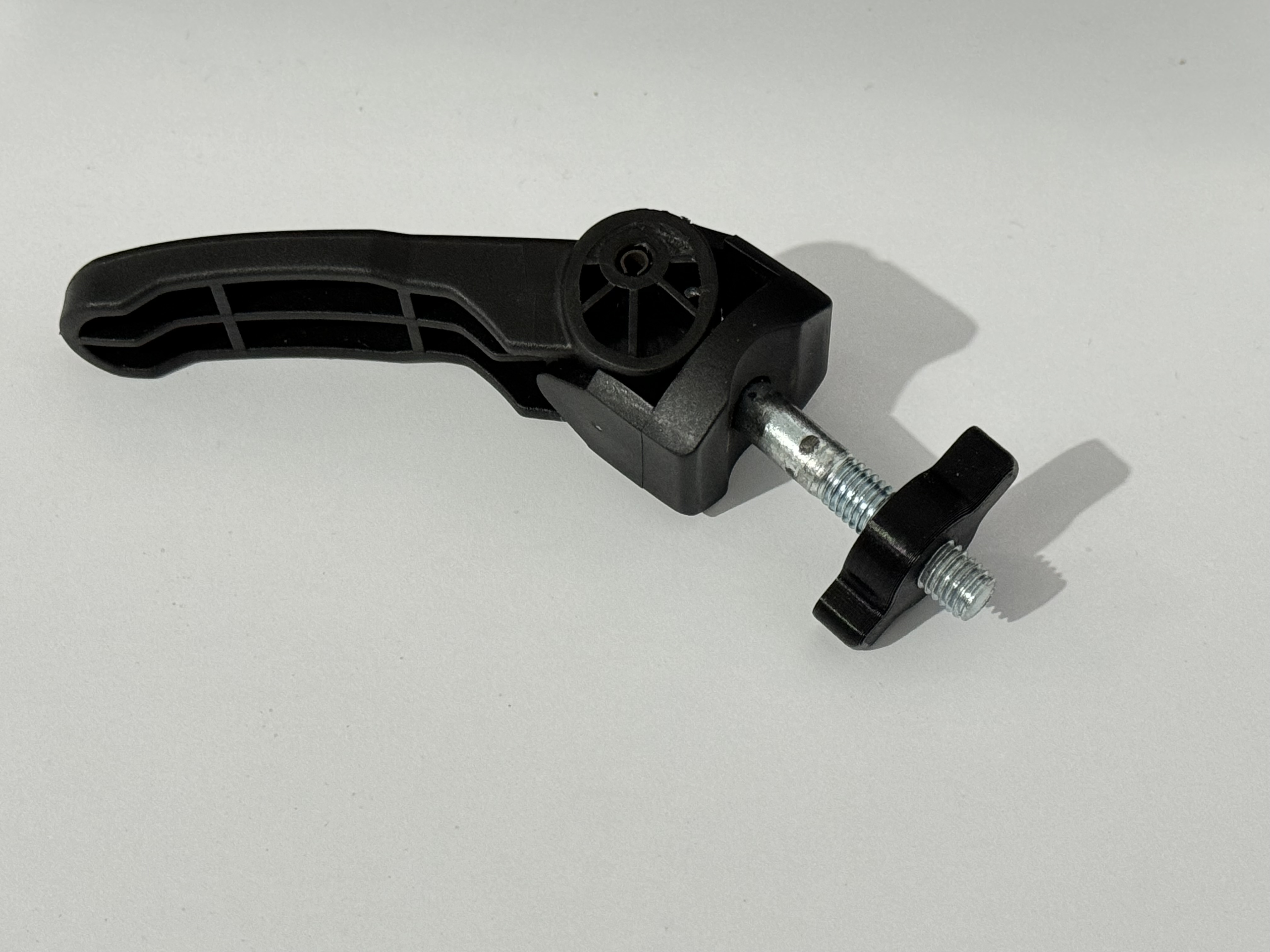 écrou à oreilles M8 / wing nut M8