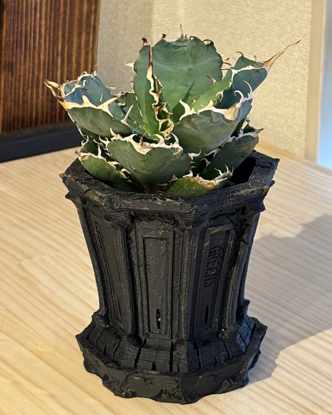 KOKUDŌ- Gothic Ruin Planter (Support Free)