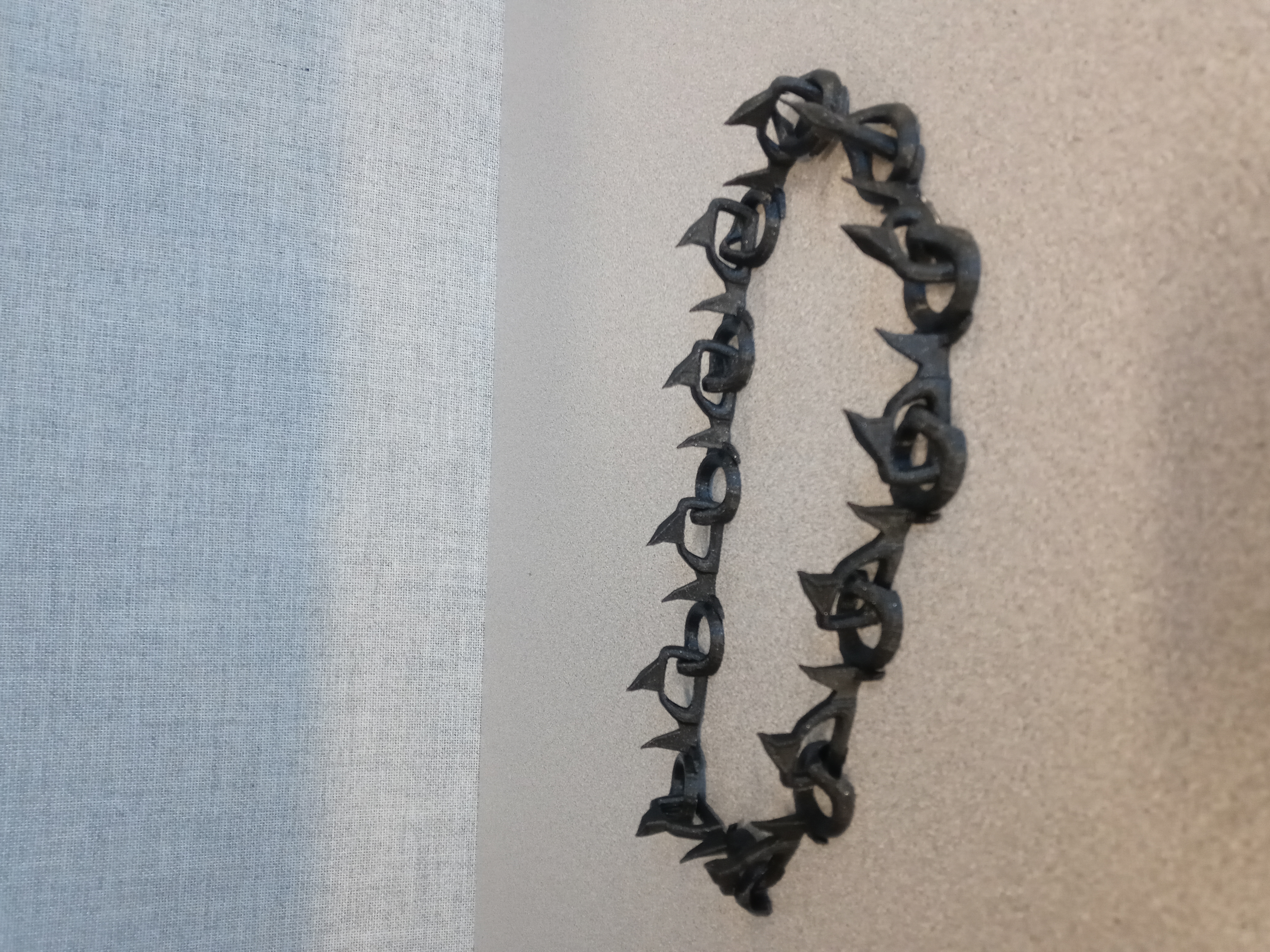 Spikey Fish Chain