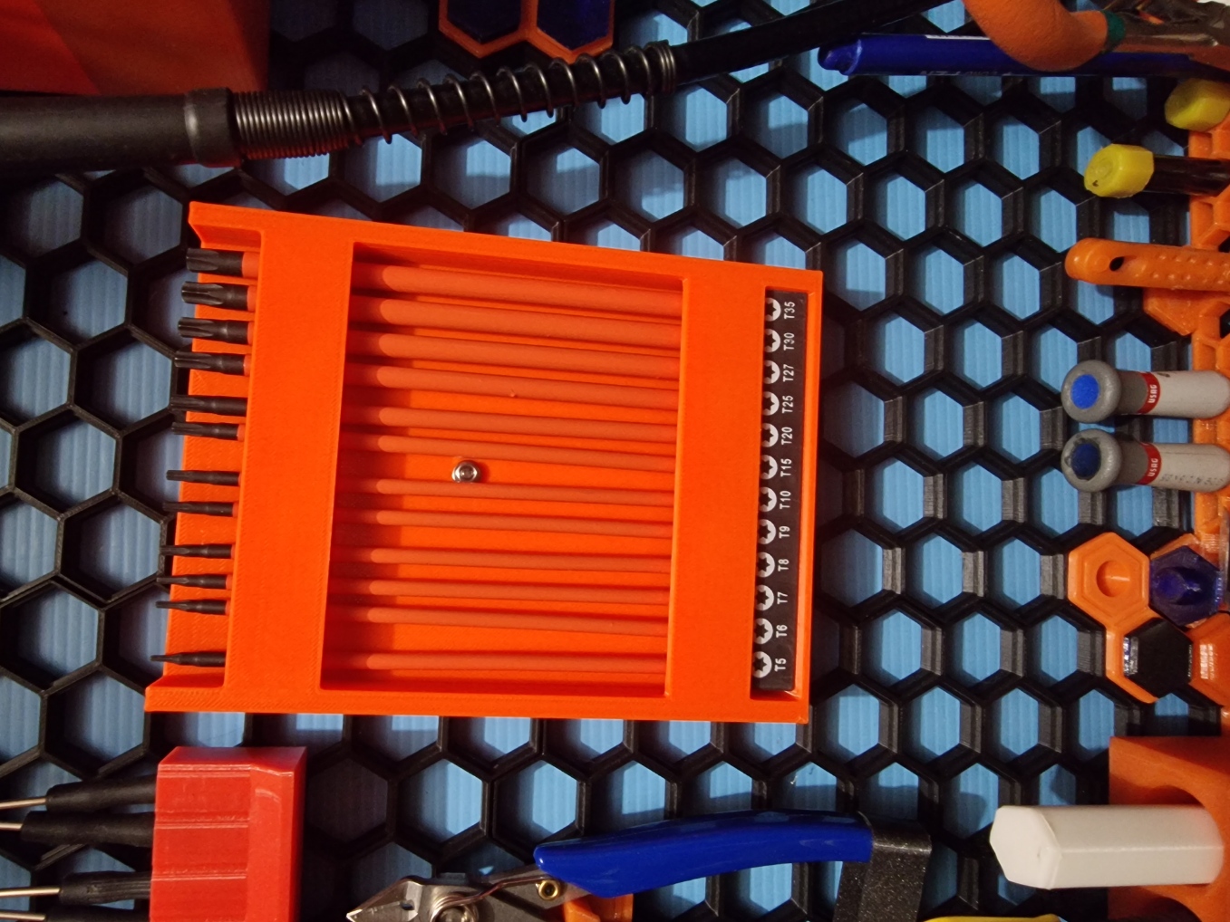 Torx container
