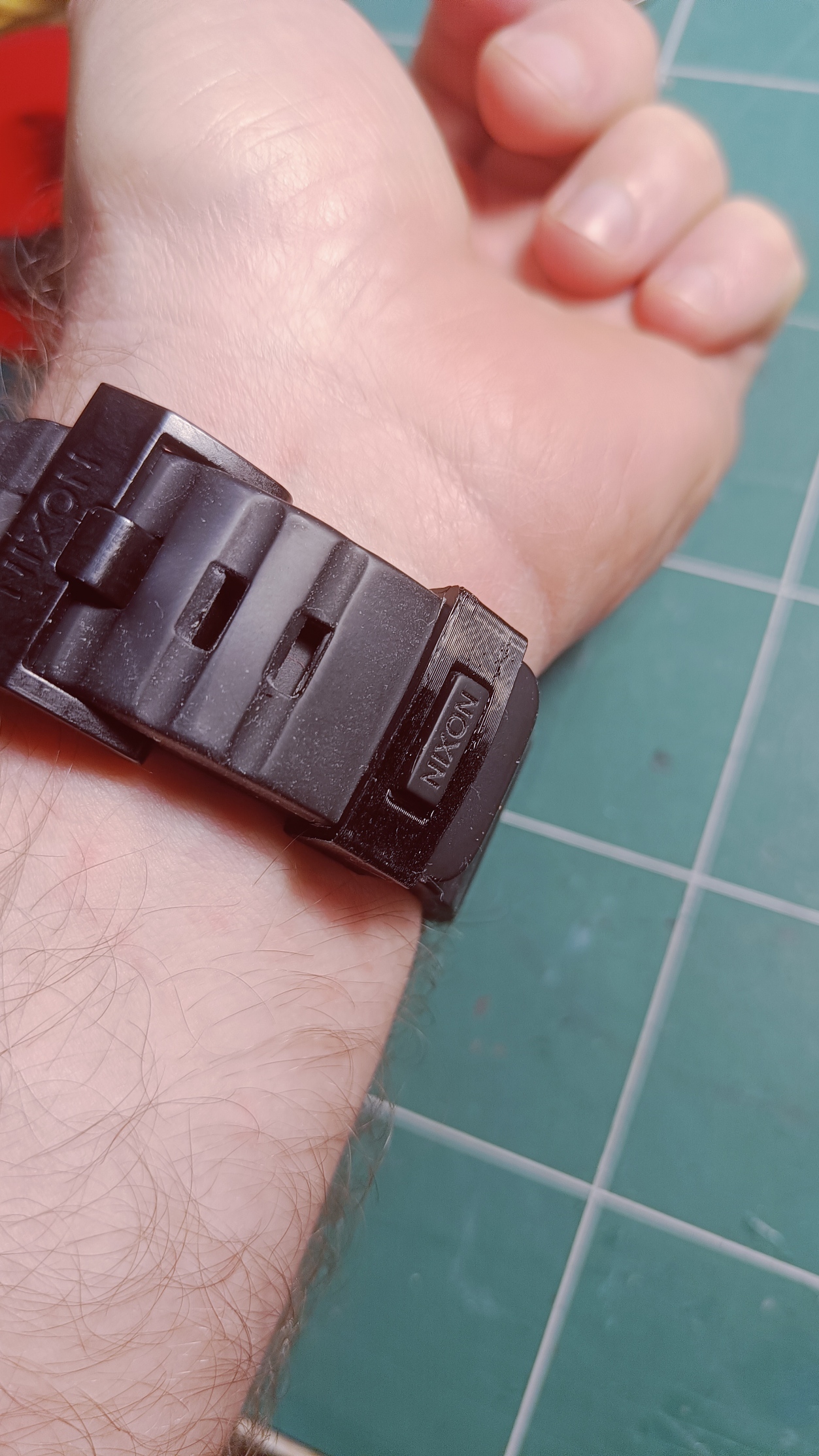 Passant pour montre / Strap loop for watch : Nixon The Unit