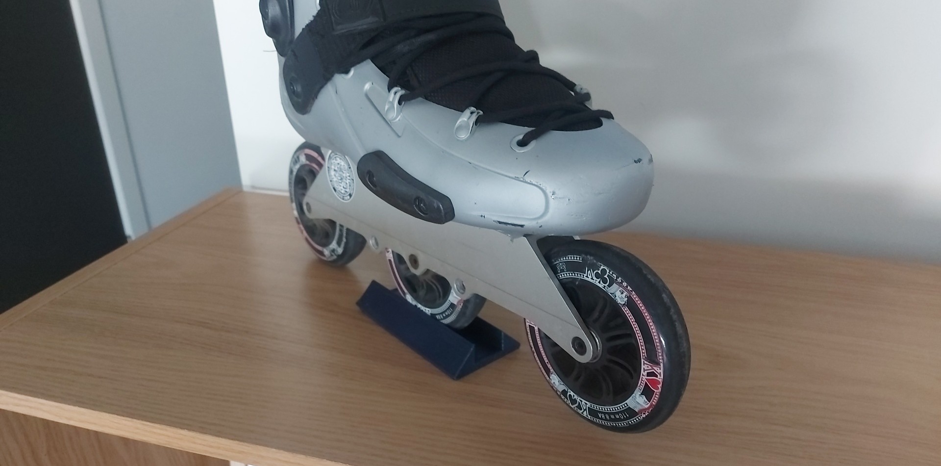 Inline Skate / Rollerblade Stand — miniatura 2