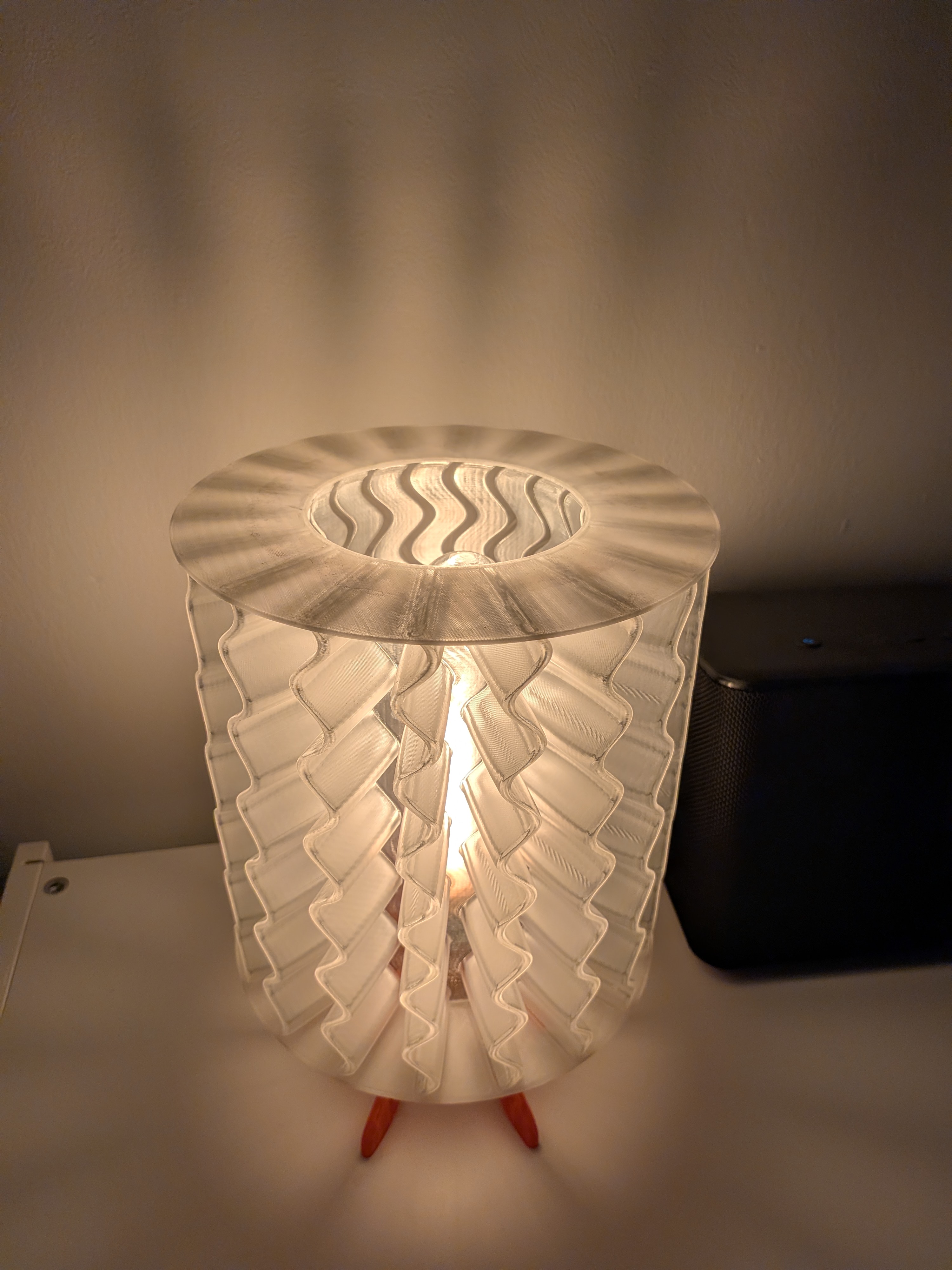 WaveShade Lamp