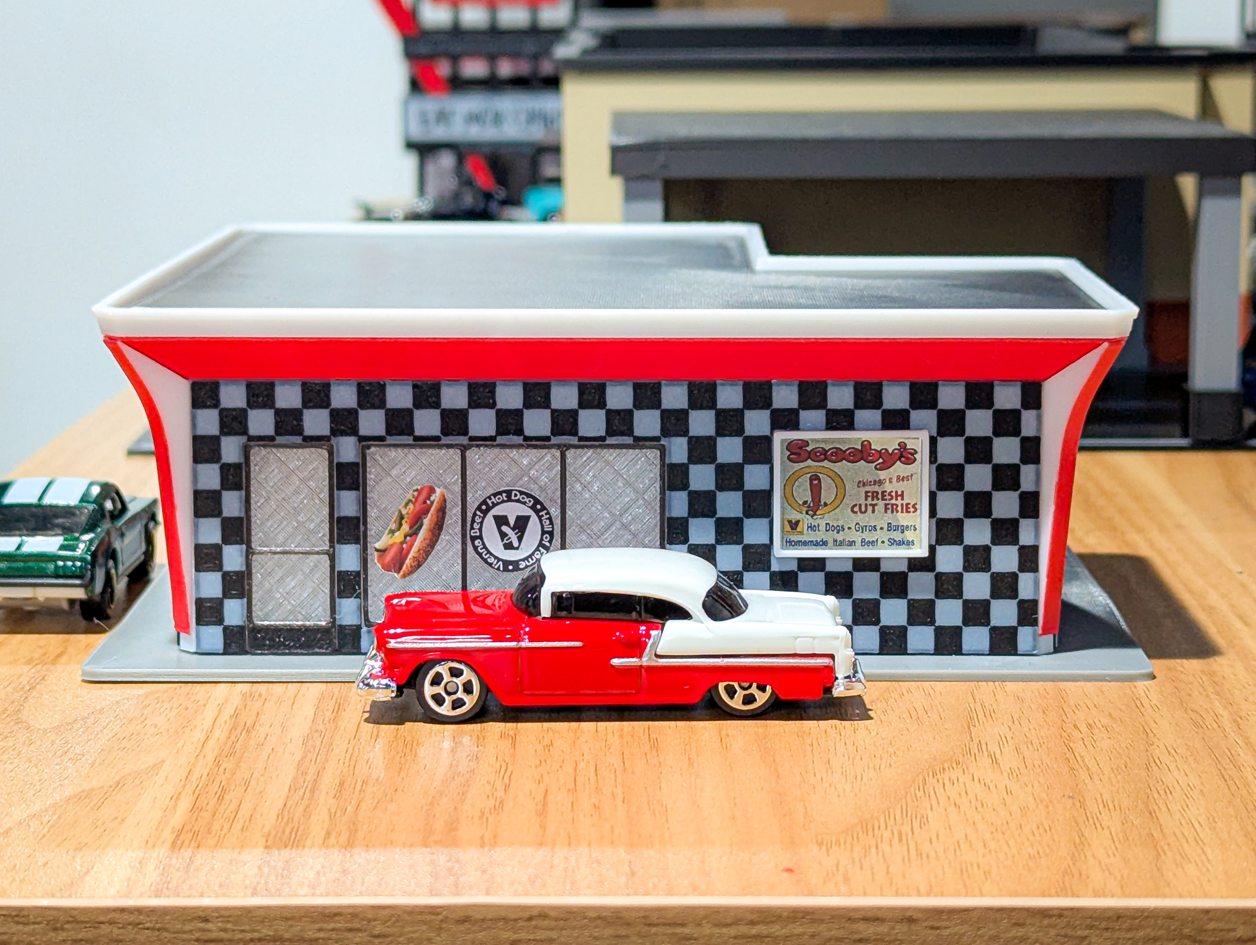 Scooby's Hot Dogs Model Set - 1:64 Scale Diorama — thumbnail 10