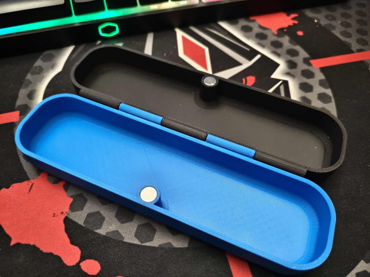Compact glasses case — thumbnail 3